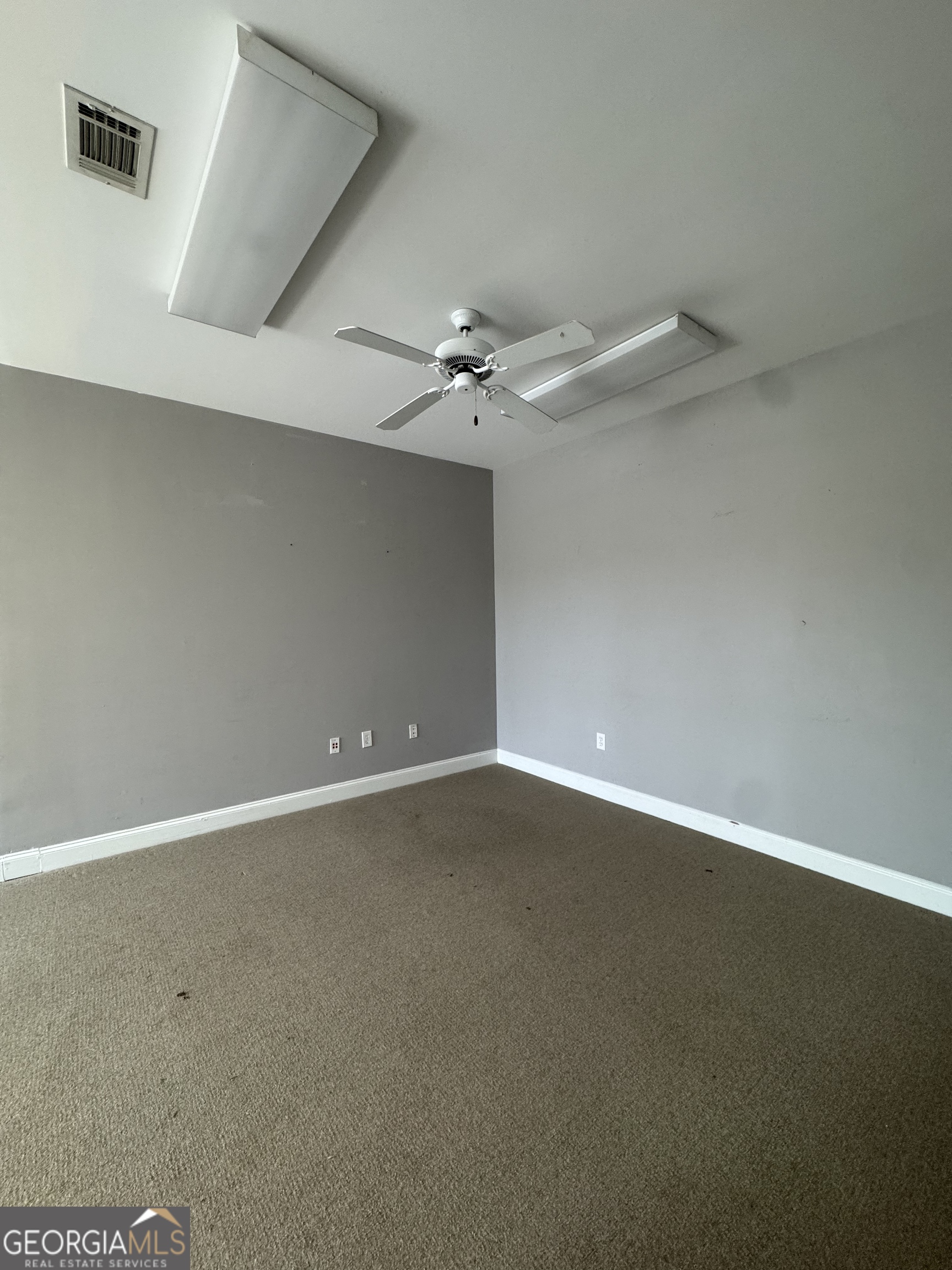354 Corporate Center Court