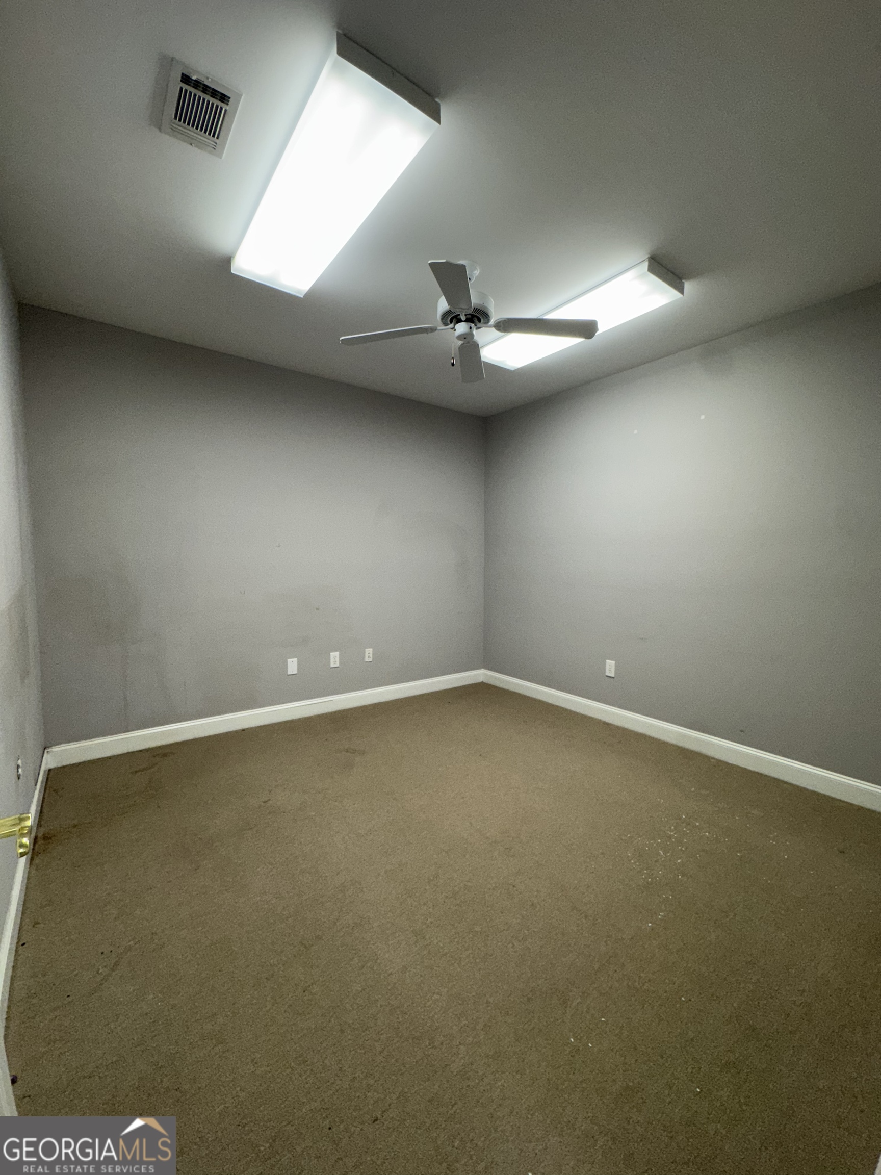 354 Corporate Center Court