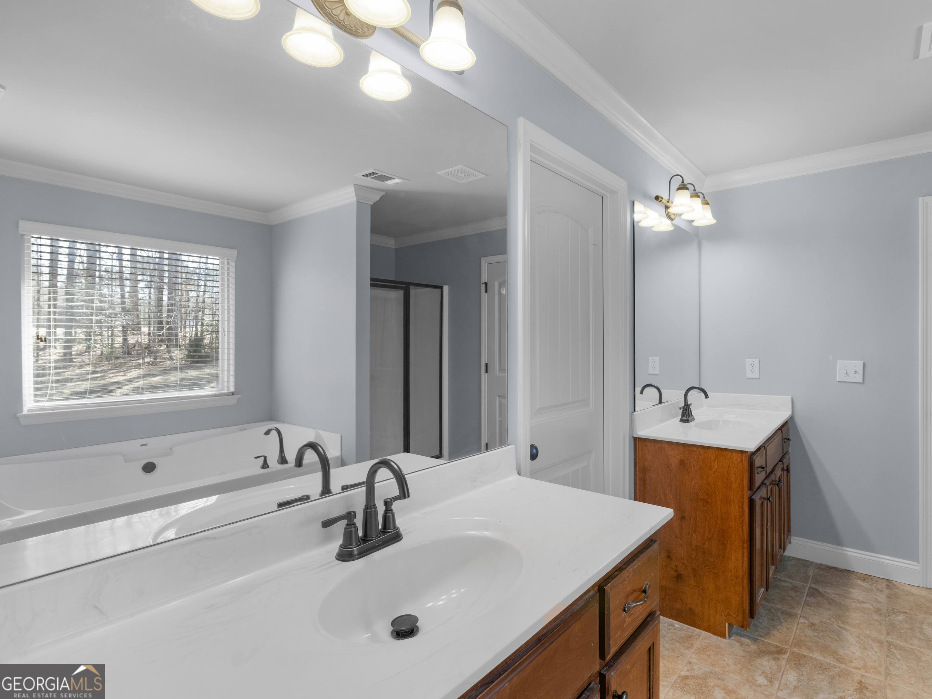 427 Oscar Court
