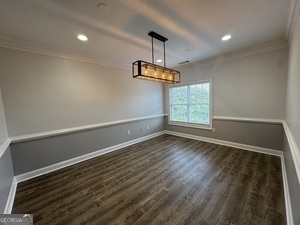 352 Corporate Center Court