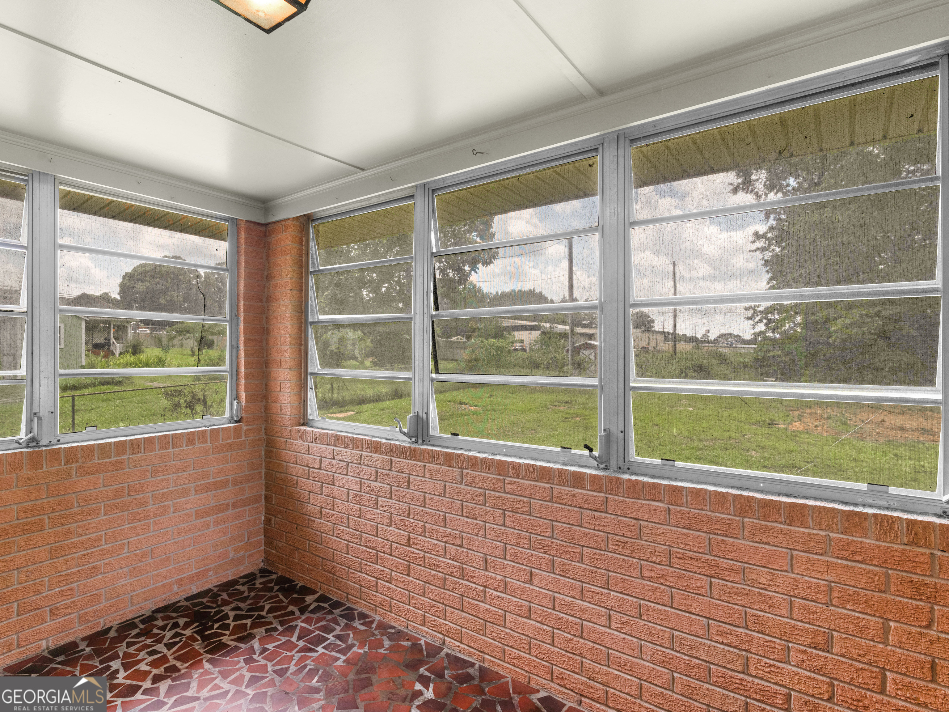 3 Ridge Drive