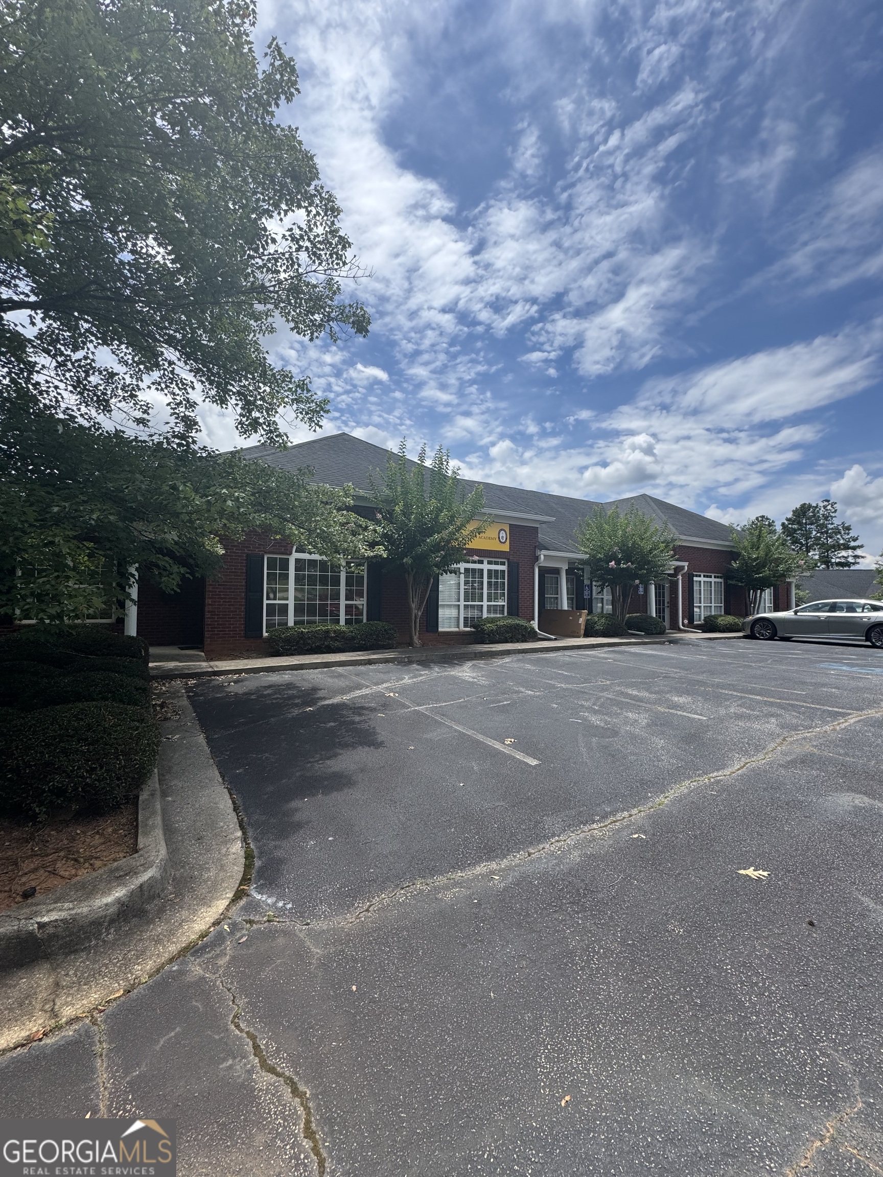 356 Corporate Center Court