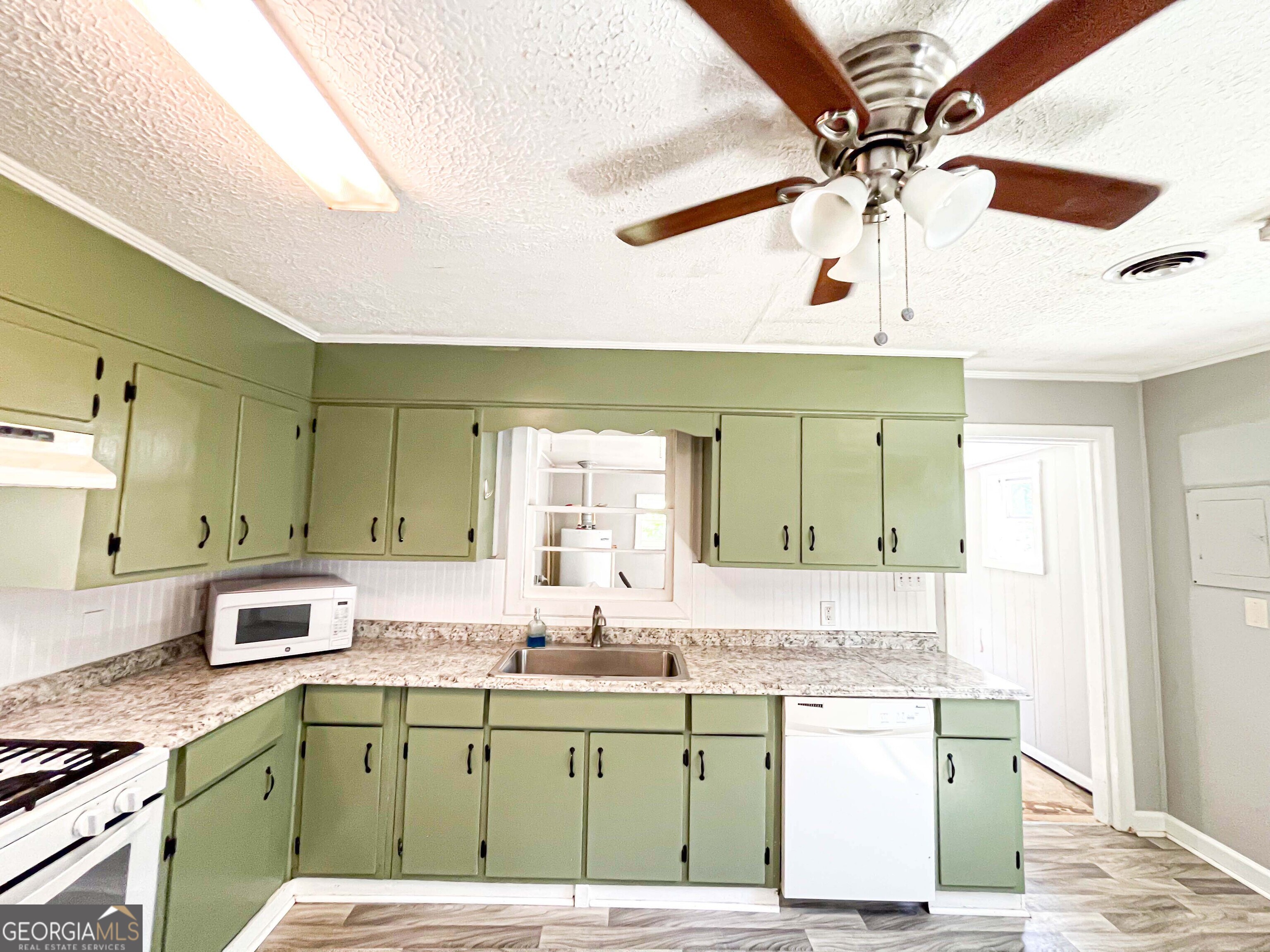 233 Rehoboth Road