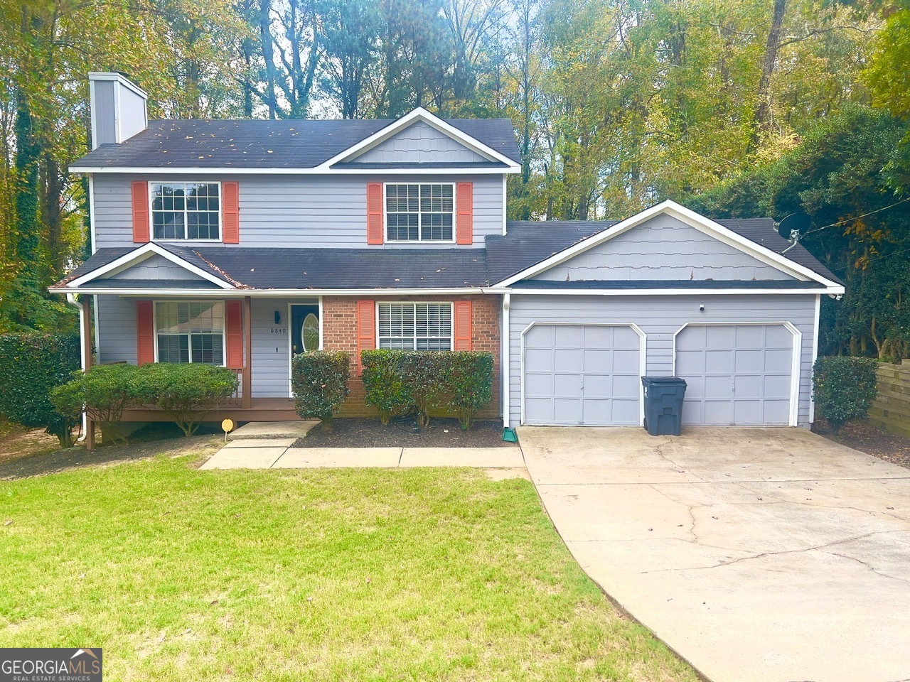 6840 Hiddenlake Drive