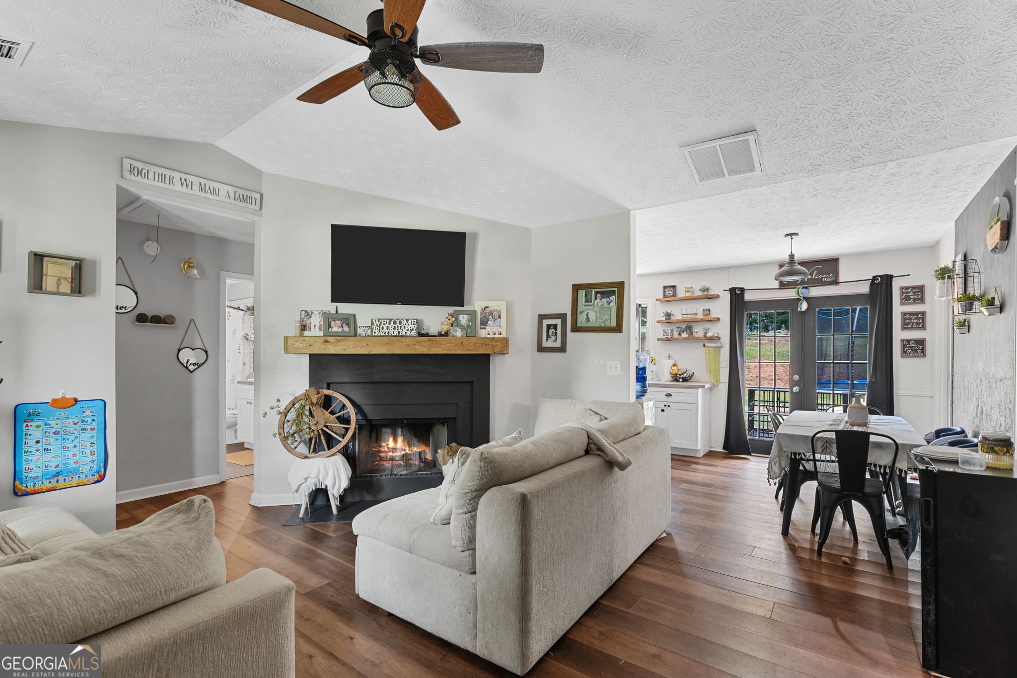 303 Wolf Creek Place