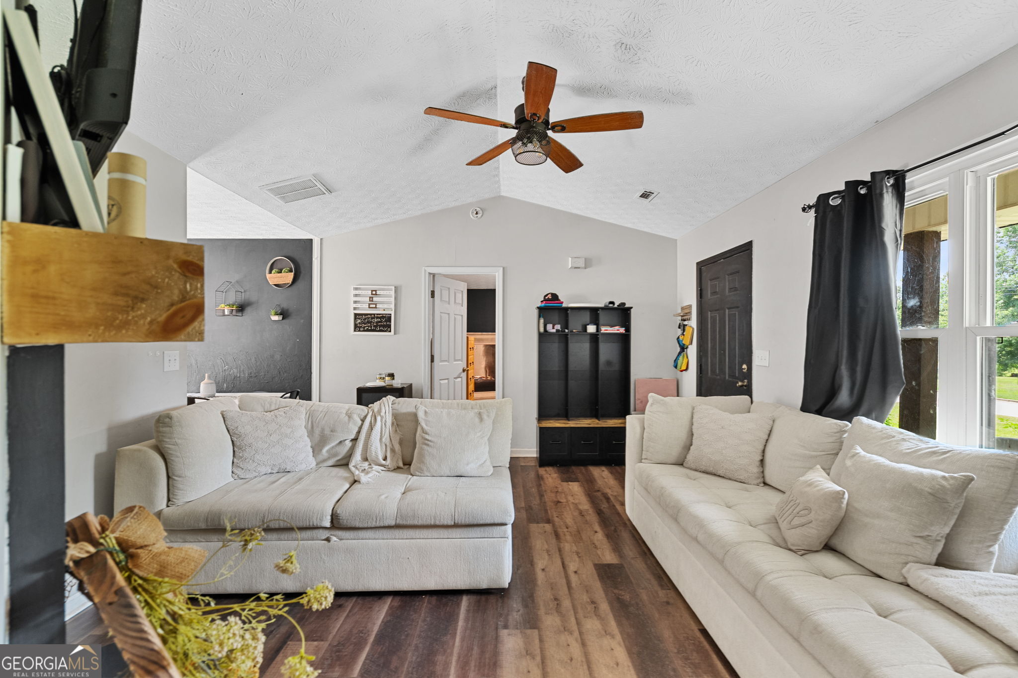 303 Wolf Creek Place