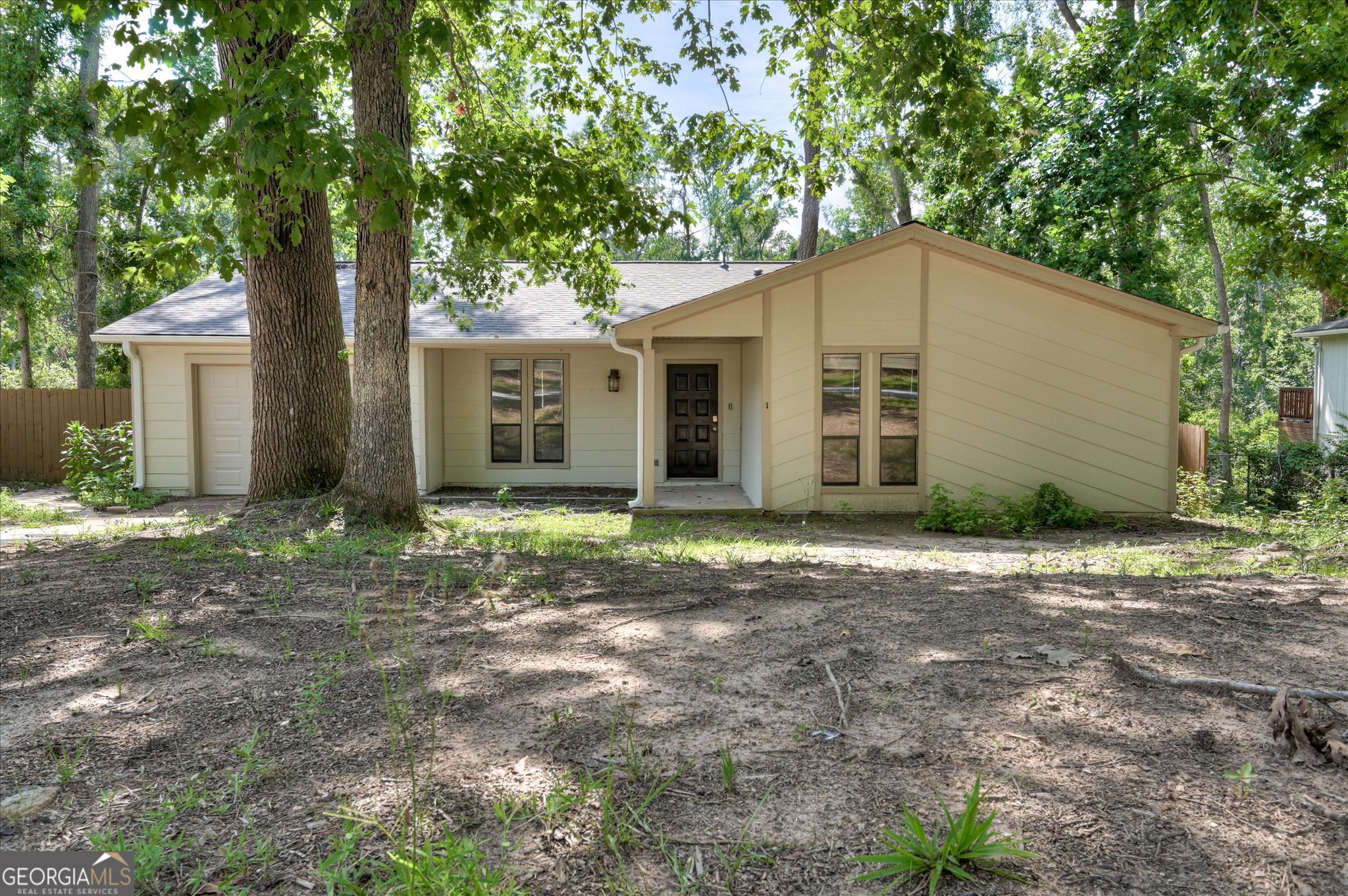 277 W Wynngate Drive
