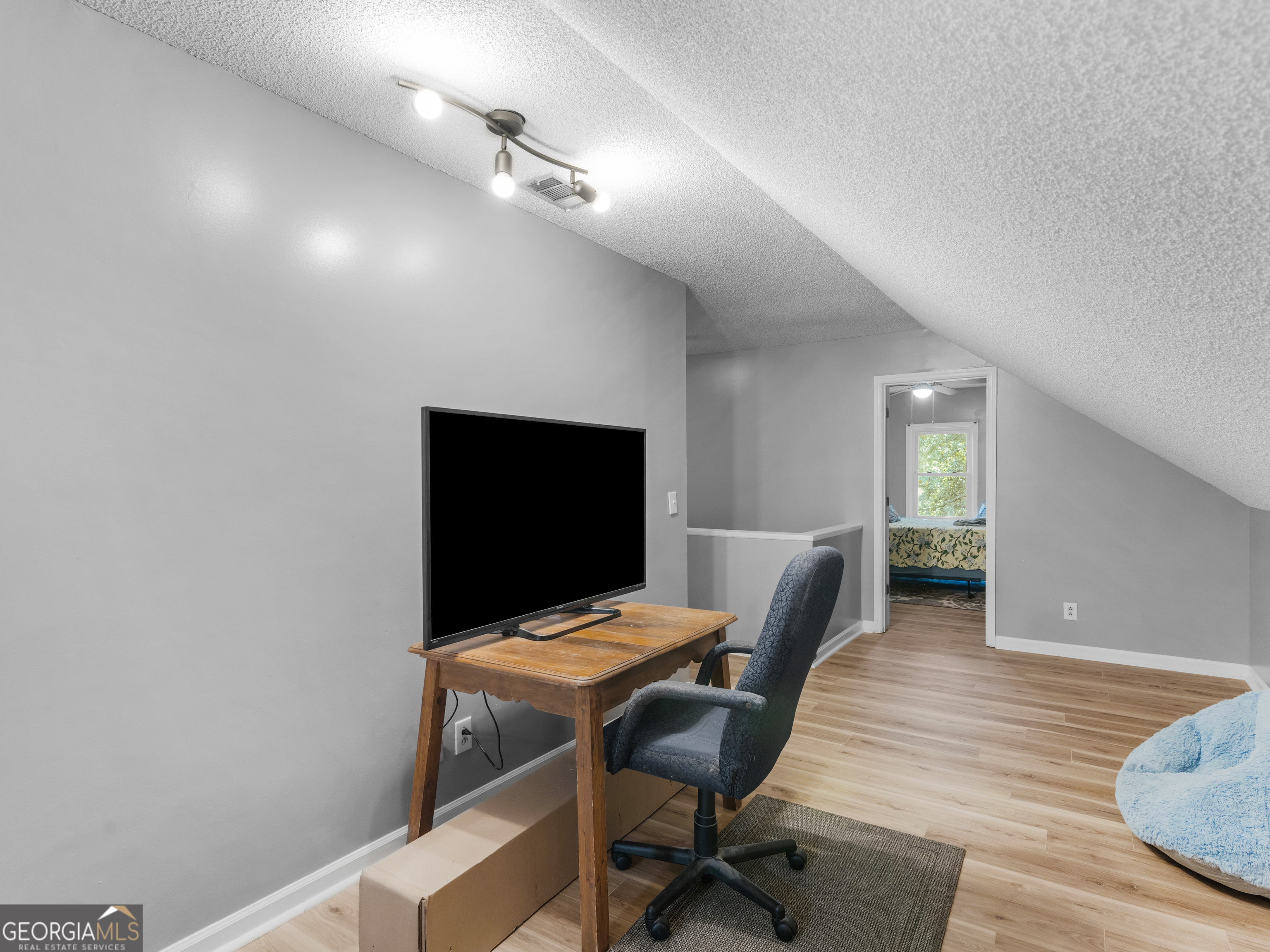3636 W Point Circle