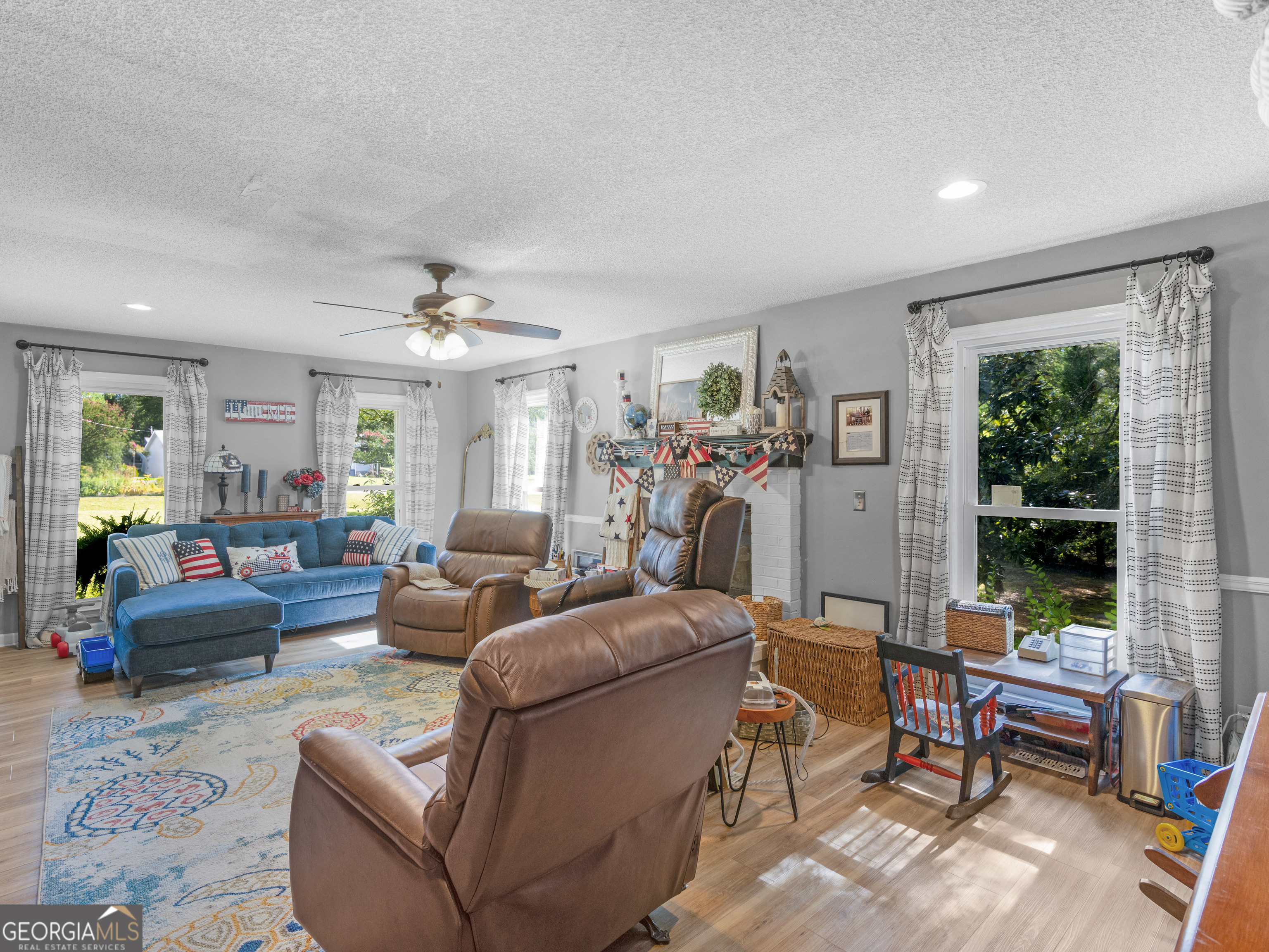 3636 W Point Circle