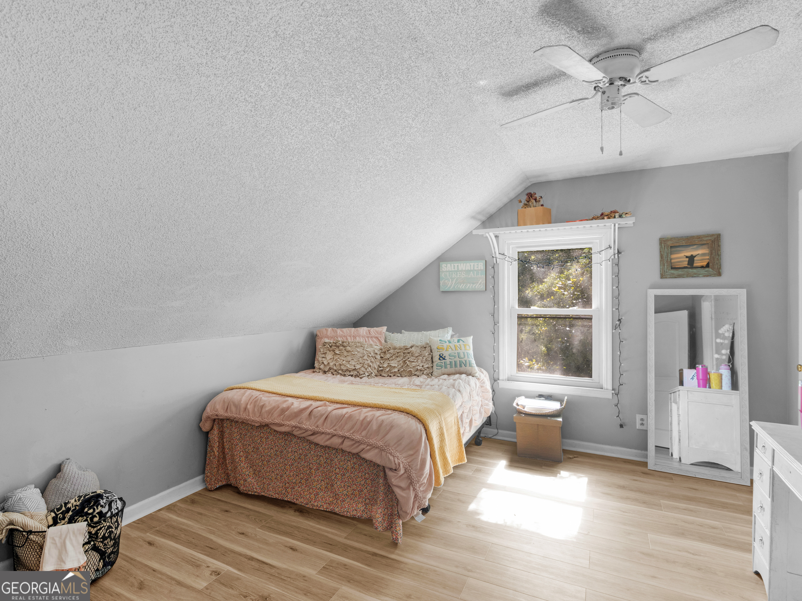 3636 W Point Circle