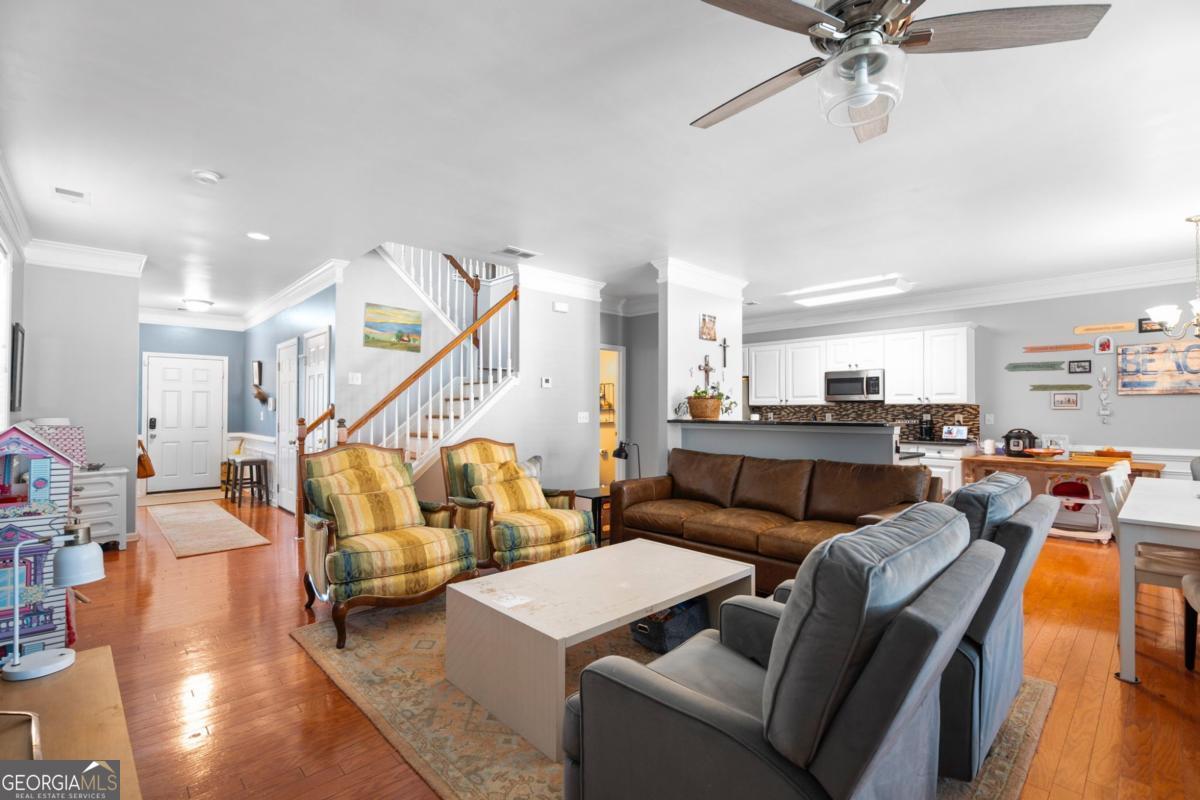 605 Lofty Lane SW