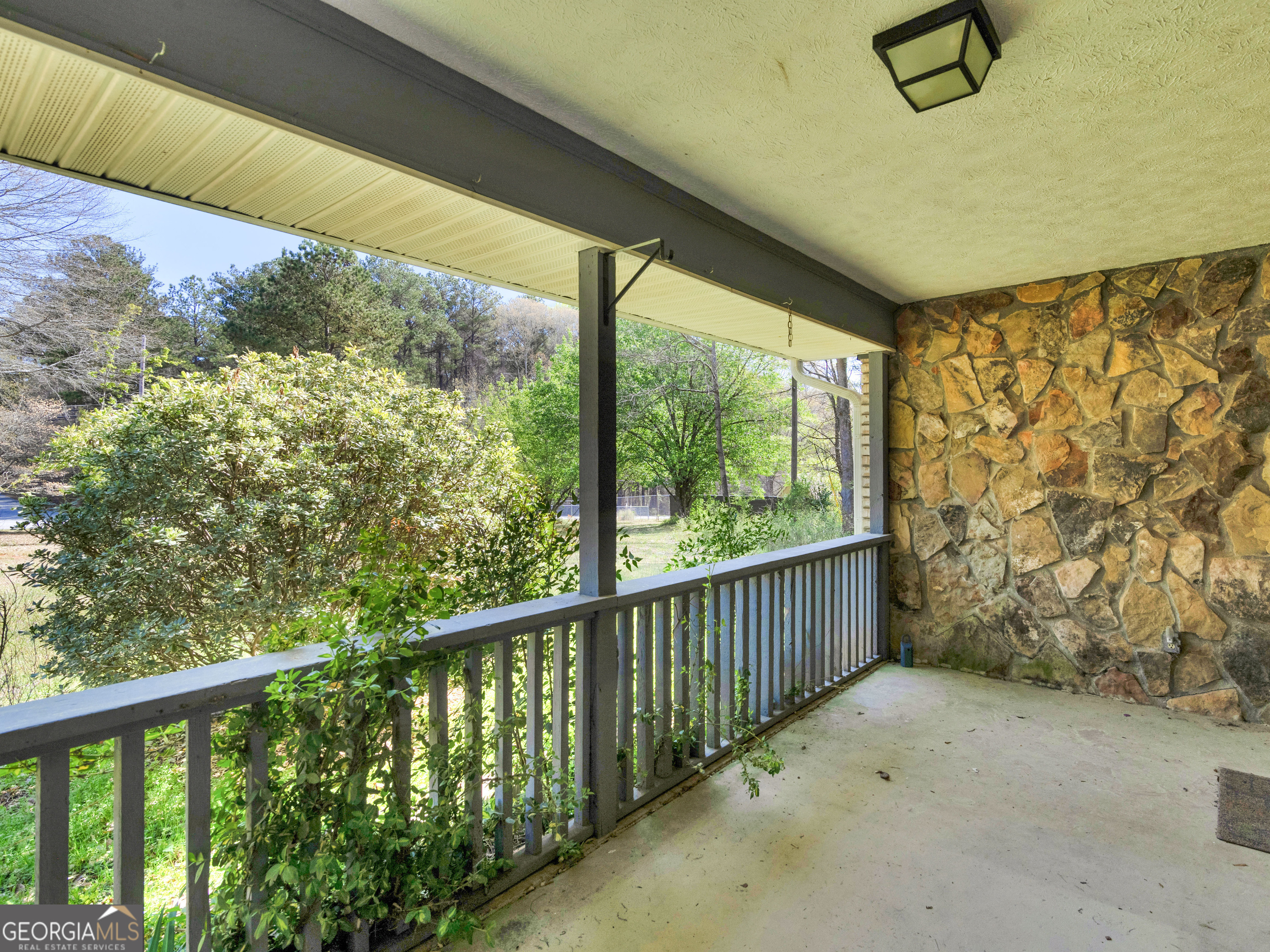 1001 Stagecoach Road