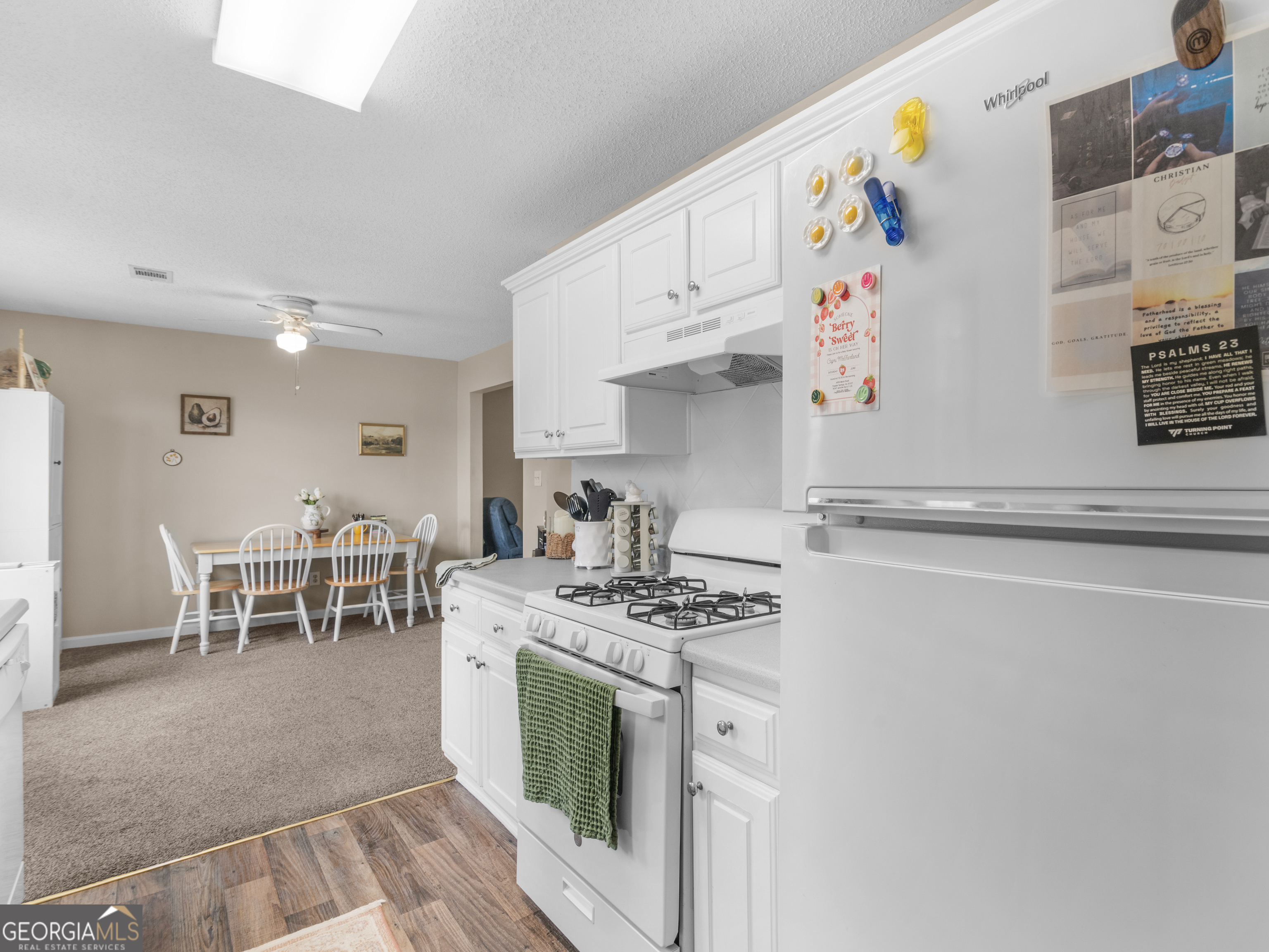 604 Regal Road