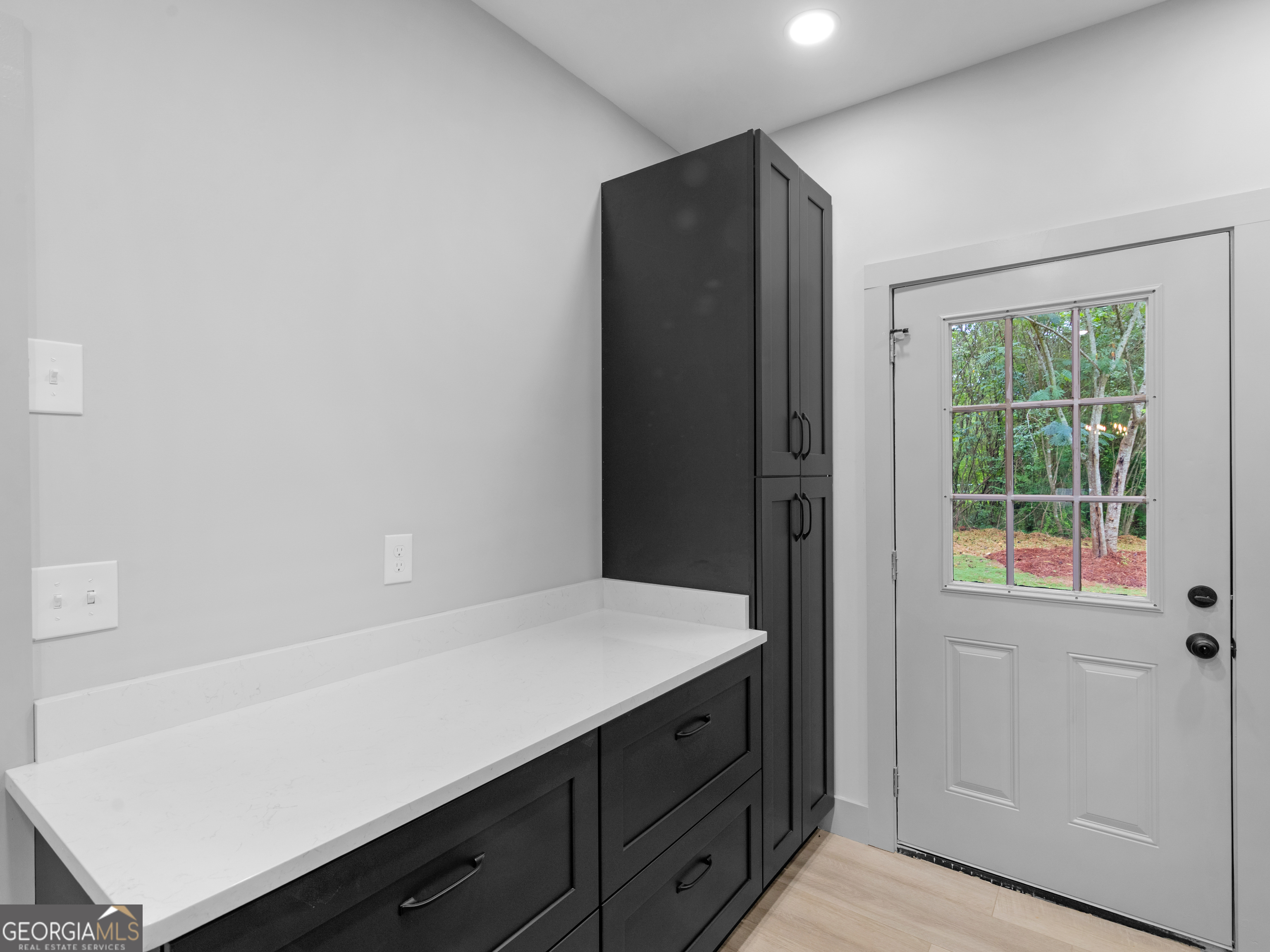 227 Glazier Road