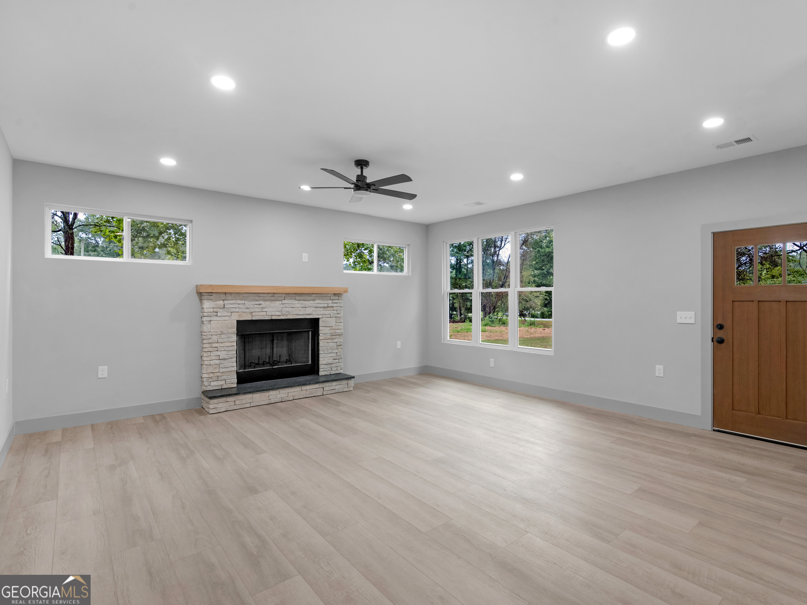 227 Glazier Road