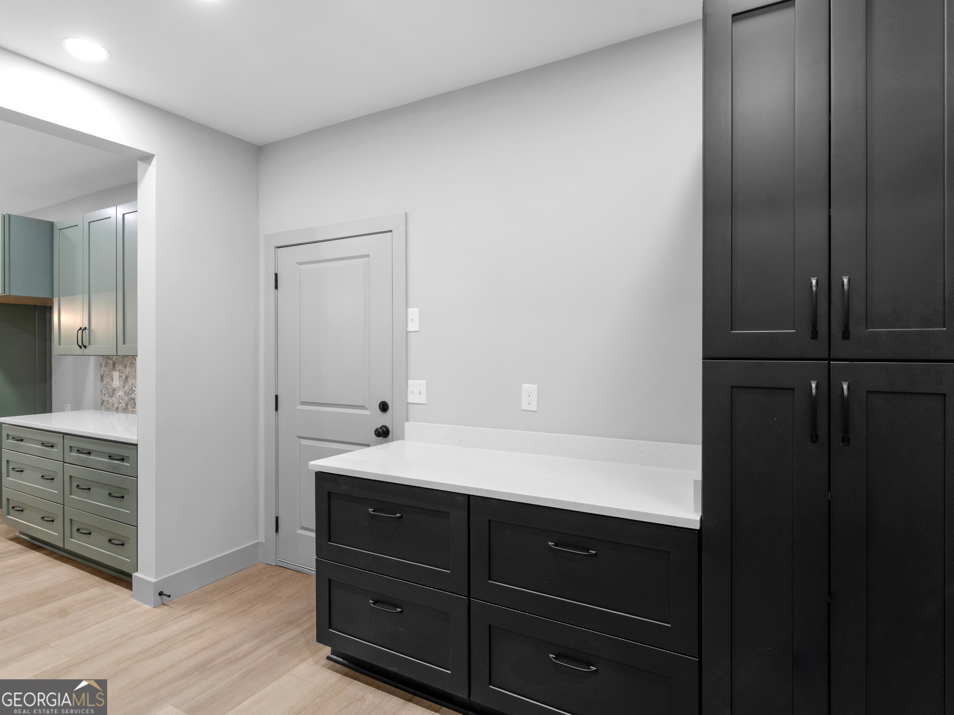 227 Glazier Road