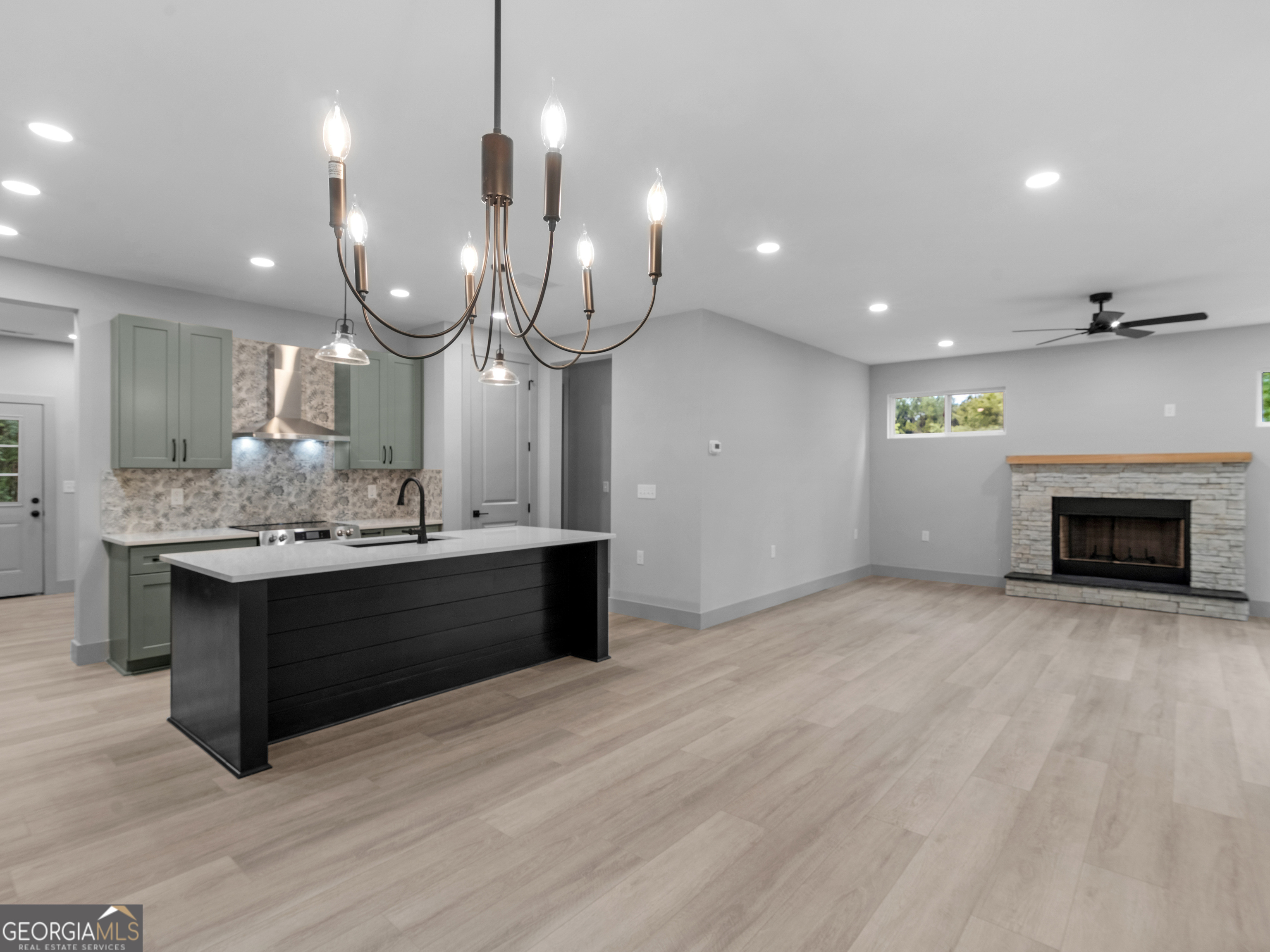 227 Glazier Road
