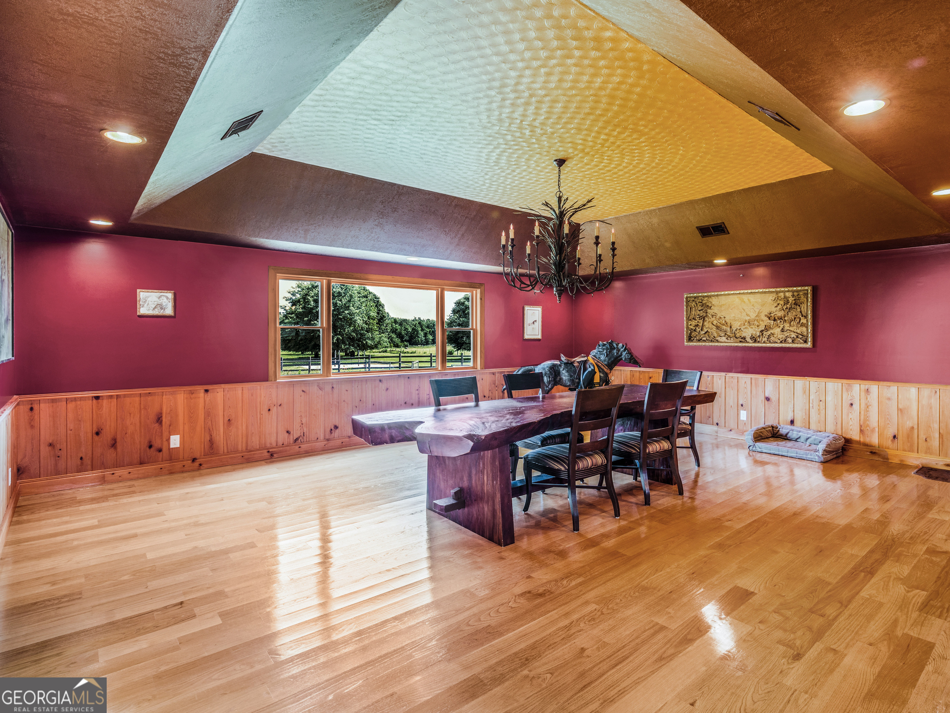 2051 Gough Road
