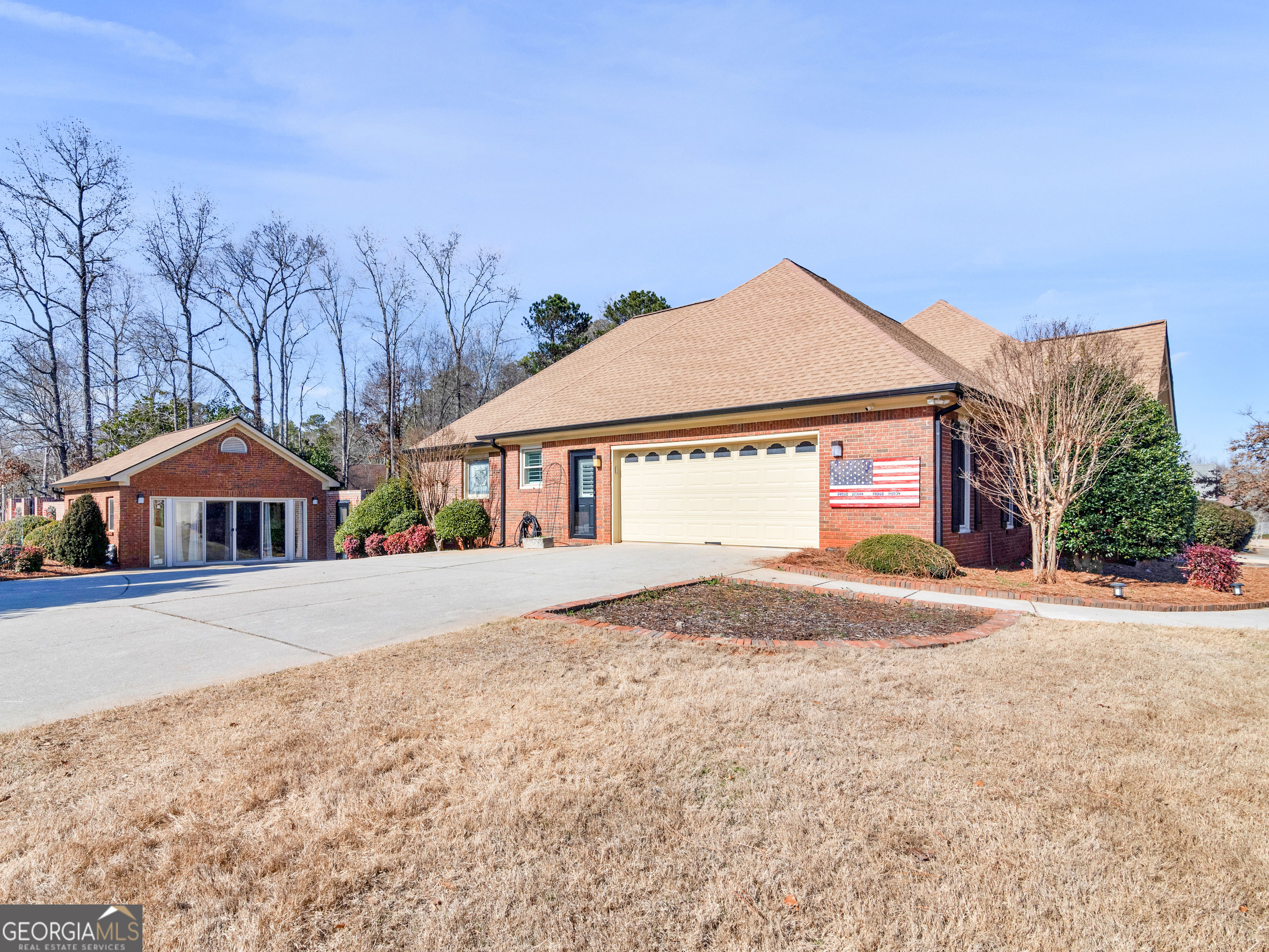 200 Magnolia Court