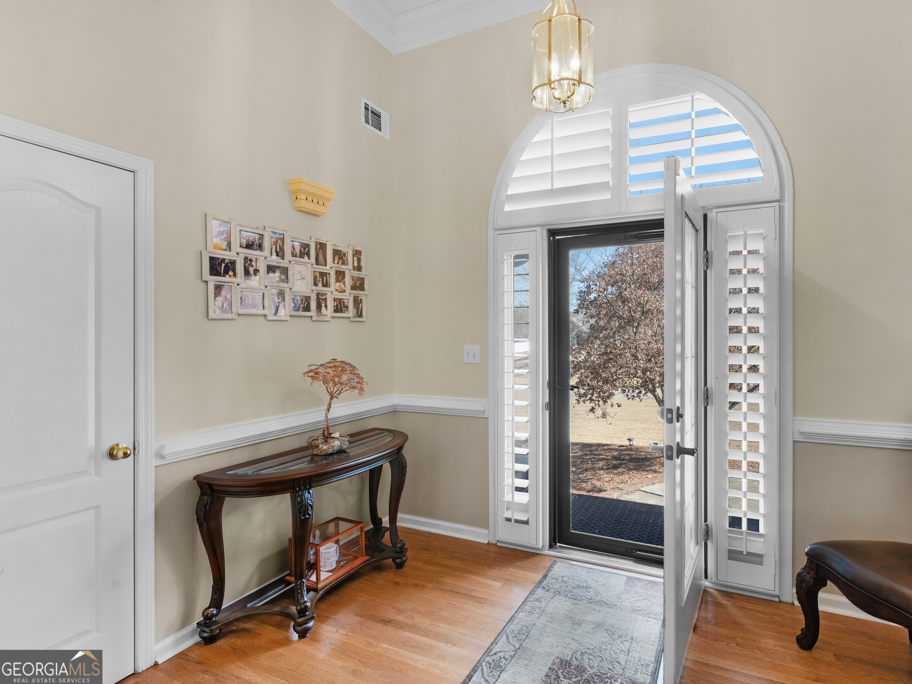200 Magnolia Court