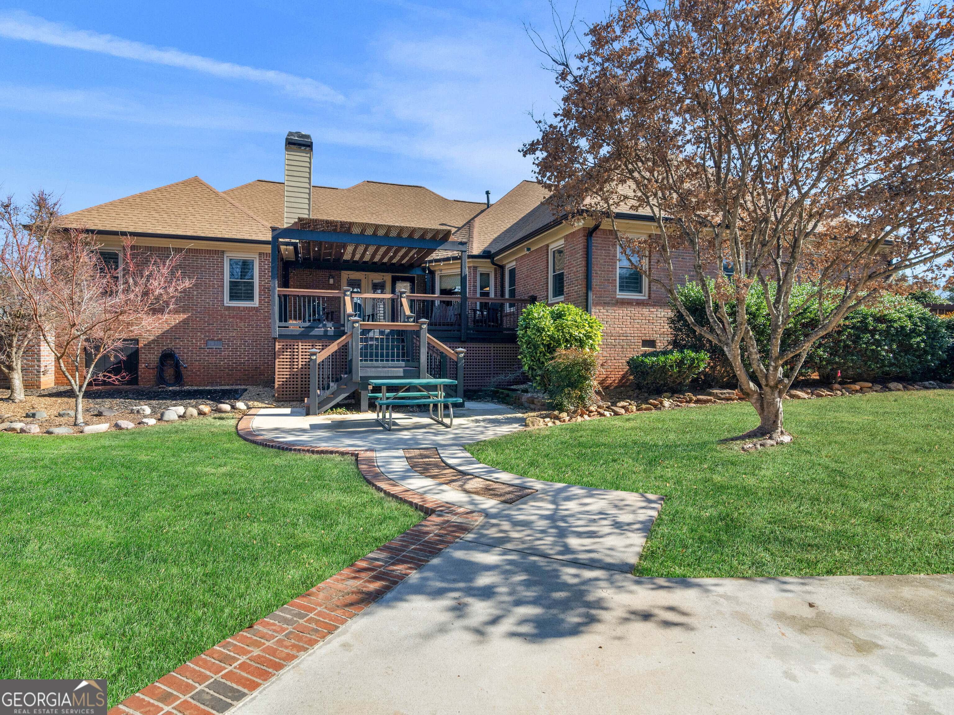 200 Magnolia Court