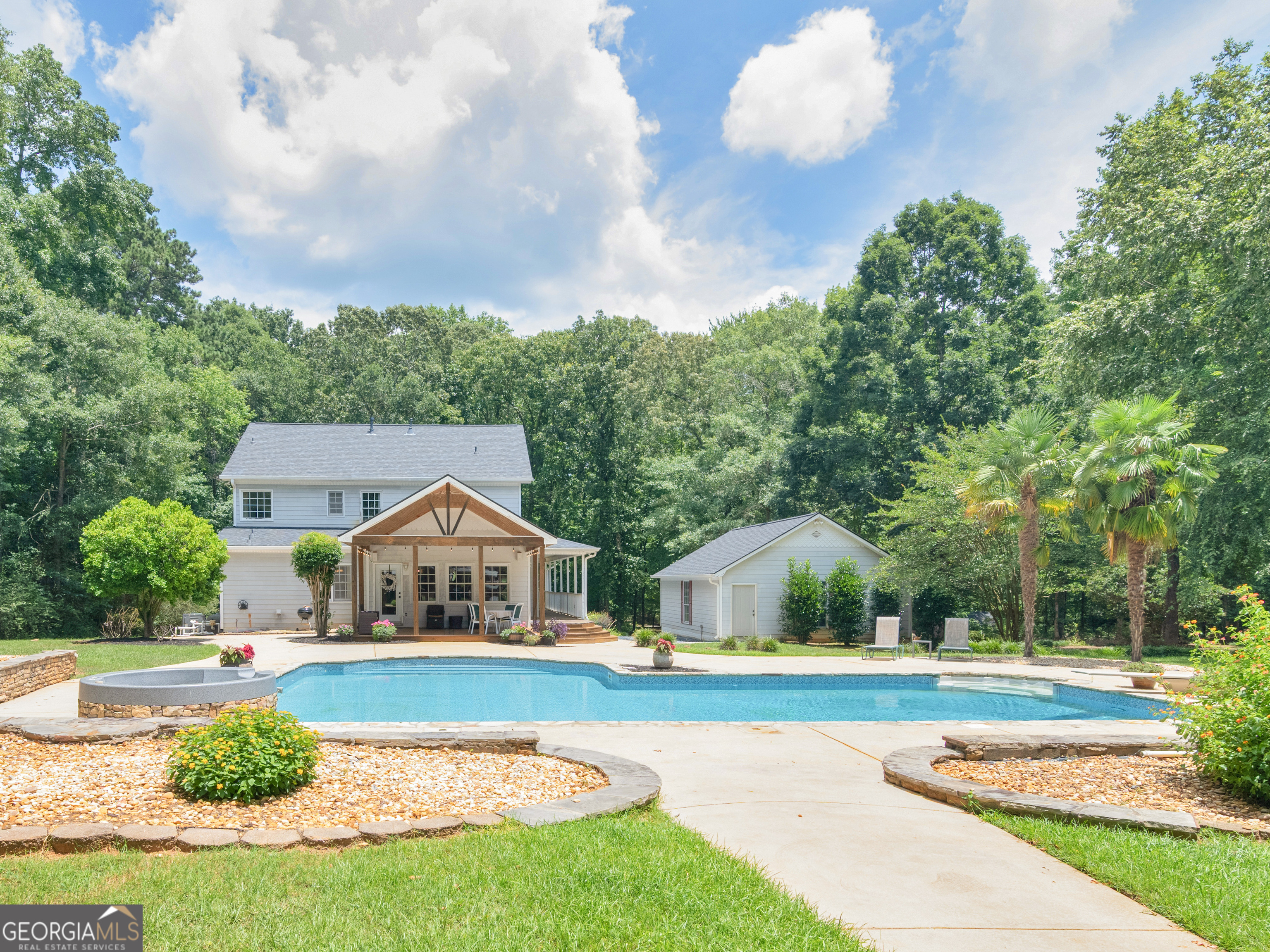 1360 Luella Road