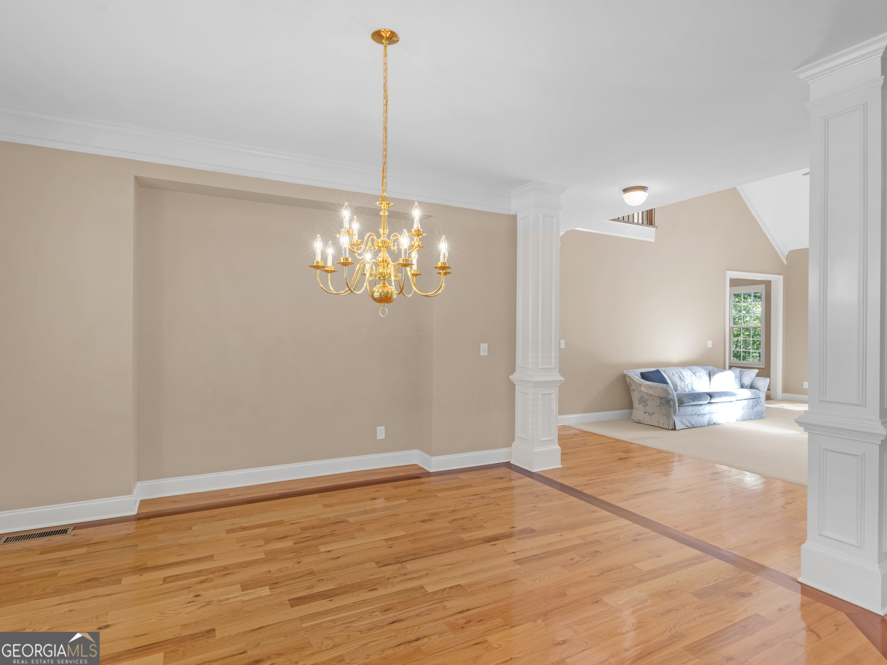 4930 Longridge Drive