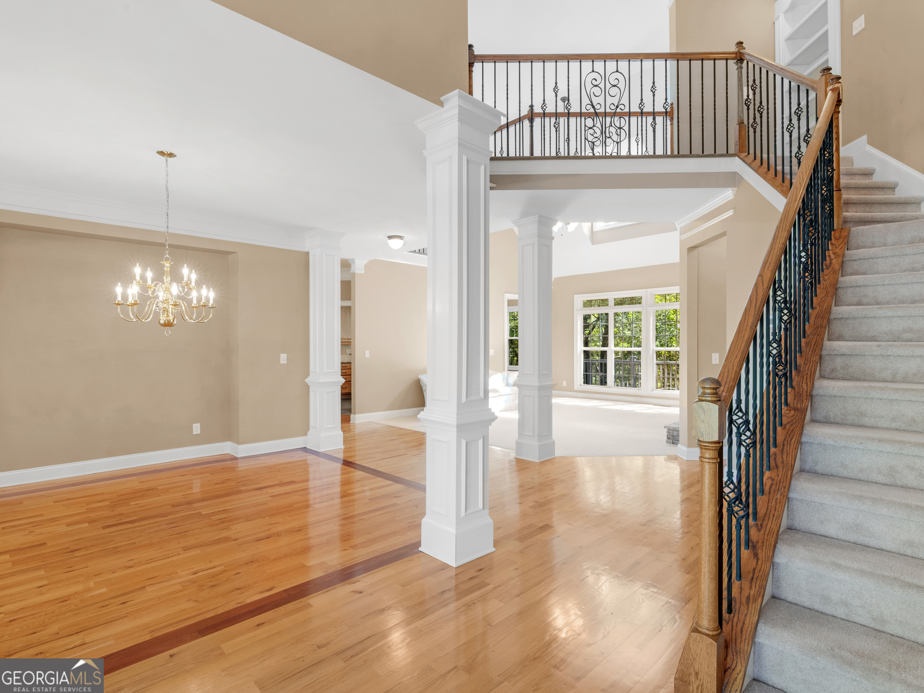 4930 Longridge Drive