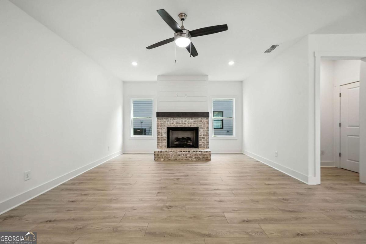 38 Puckett Road SE