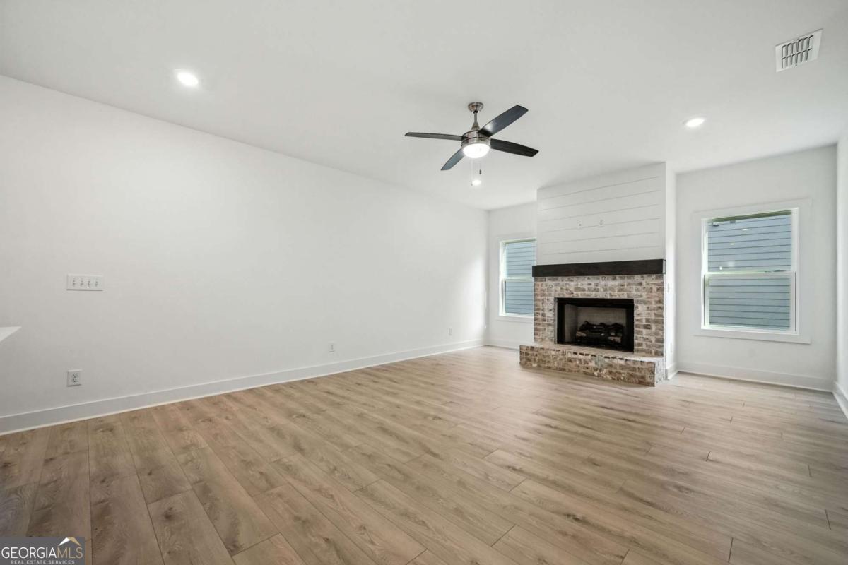 38 Puckett Road SE