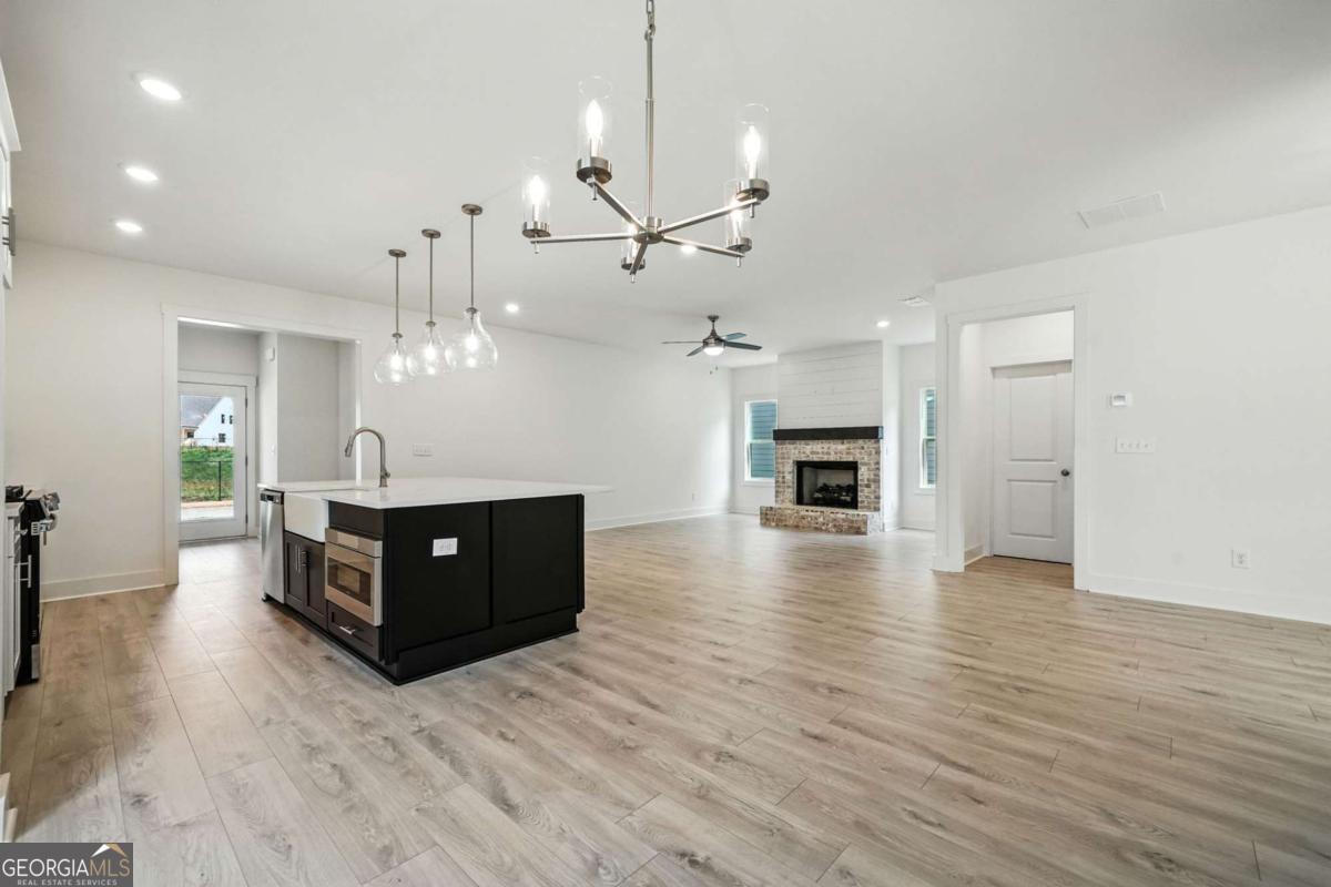 38 Puckett Road SE