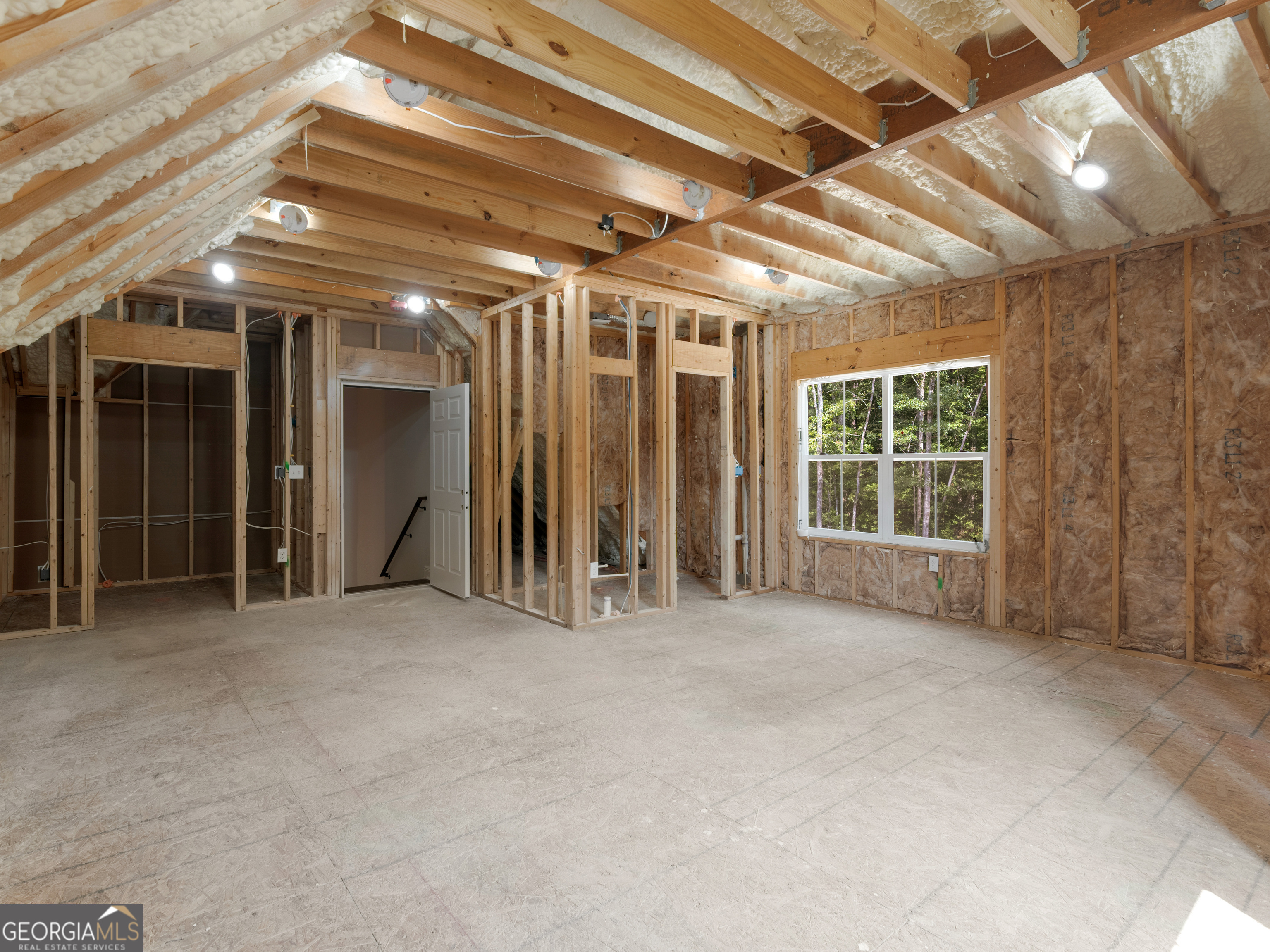 1019 Oakridge Drive