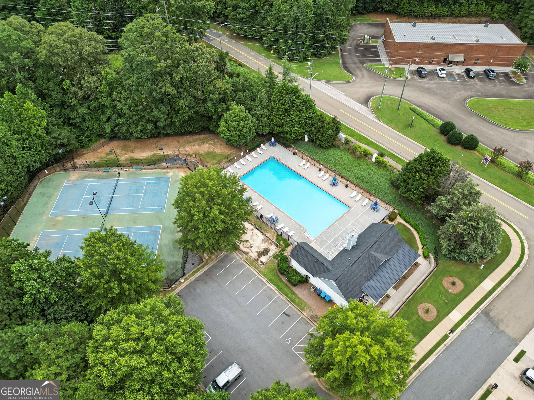 121 Spring Way Square