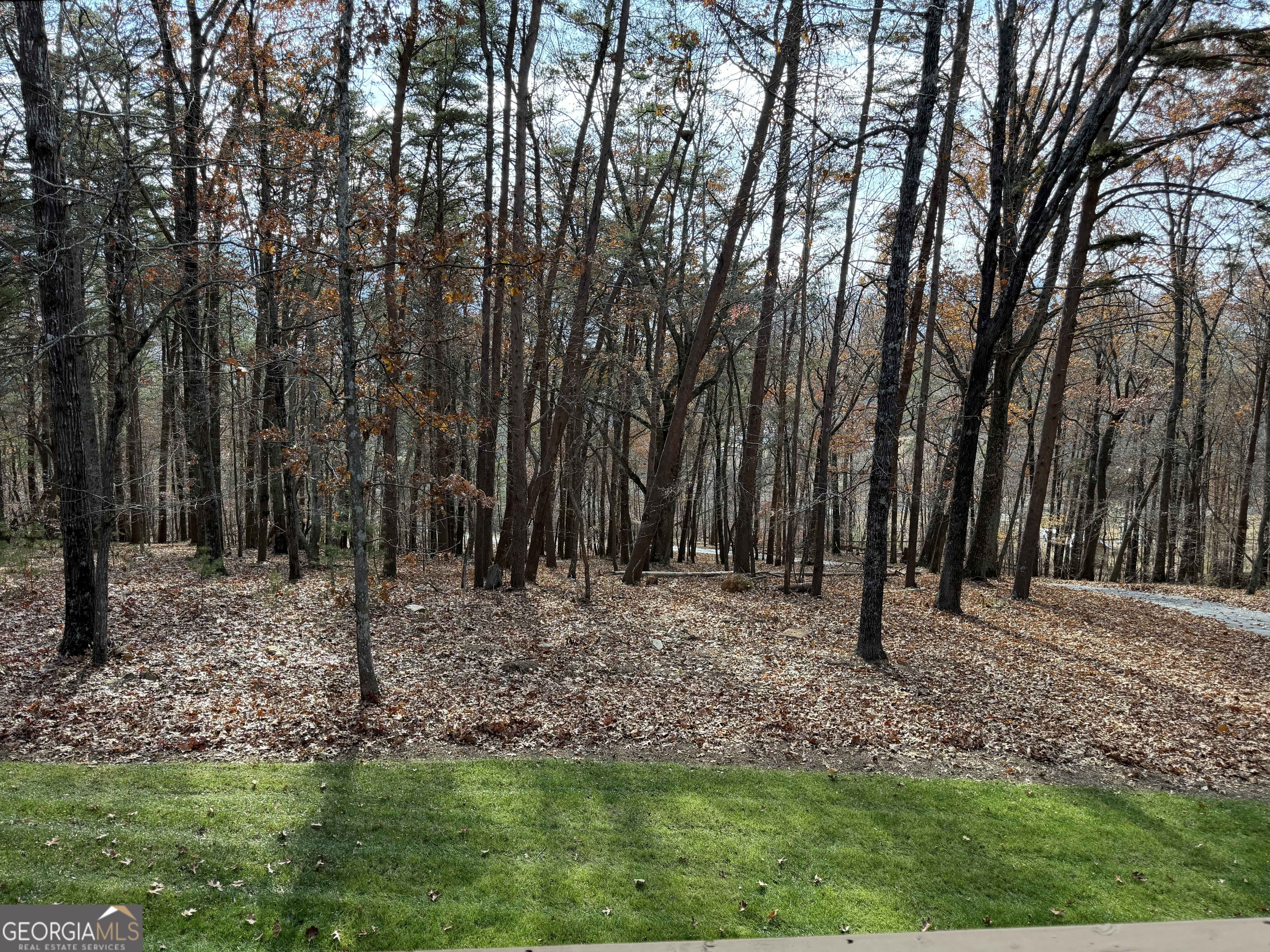 509 E Valley Road NE