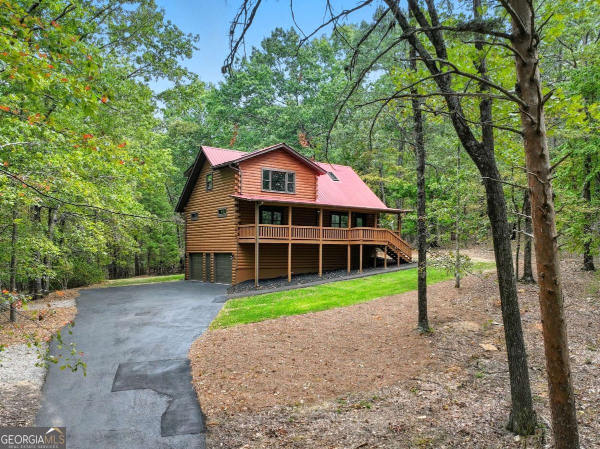 509 E Valley Road NE