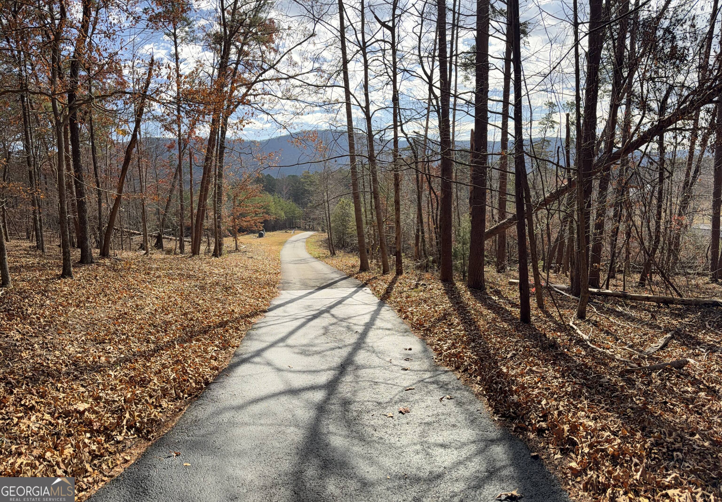 509 E Valley Road NE