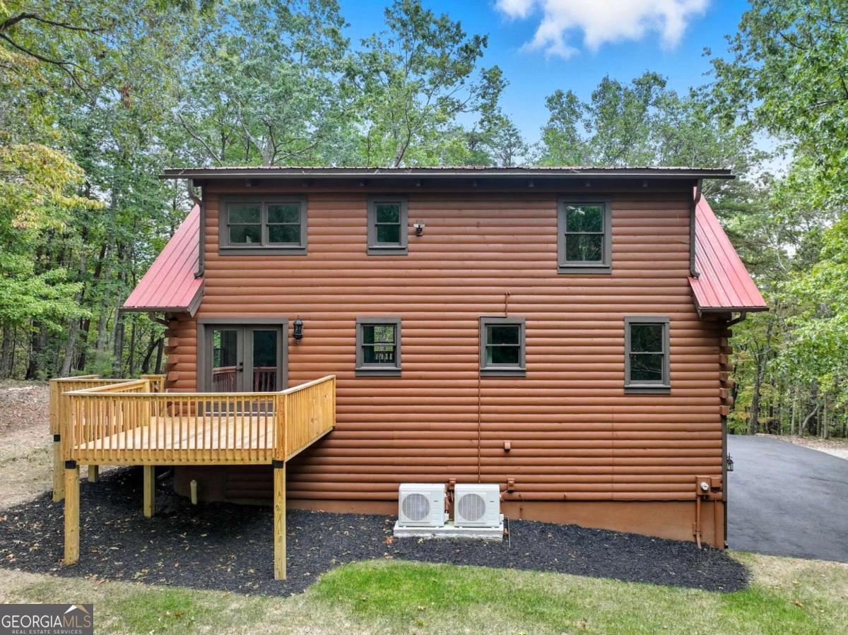 509 E Valley Road NE