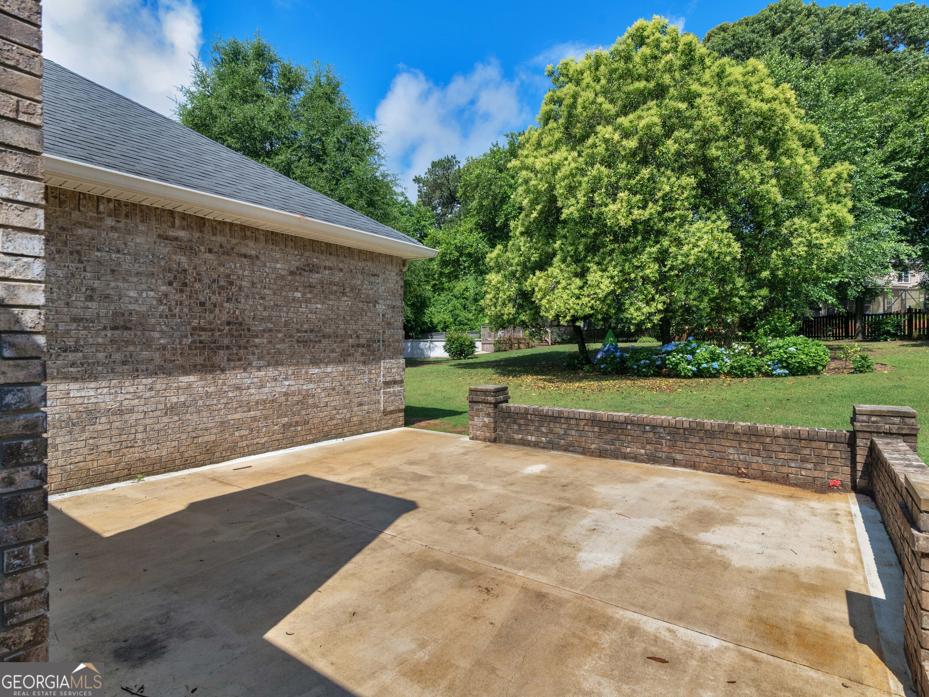 251 Hathersage Drive