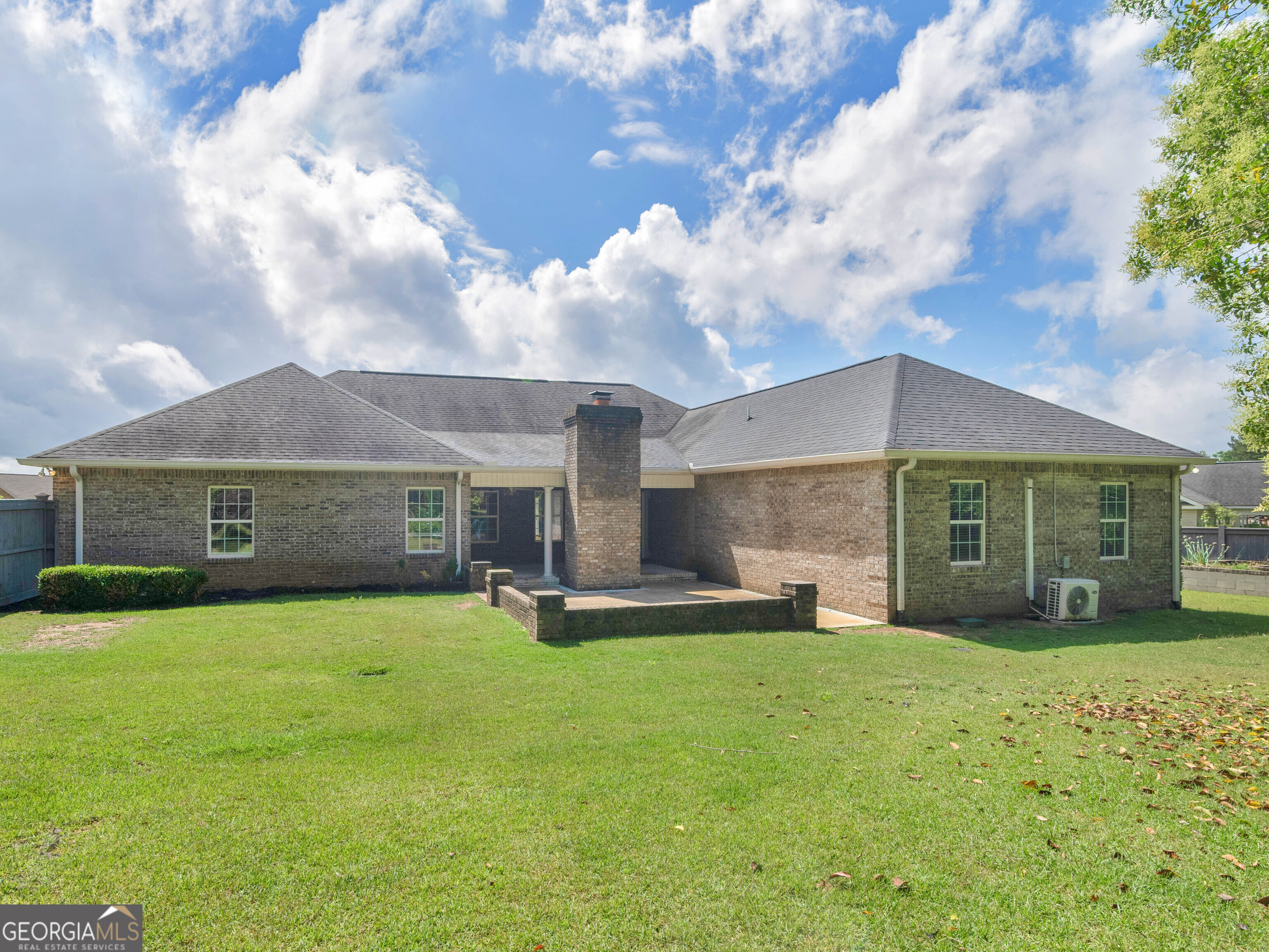 251 Hathersage Drive