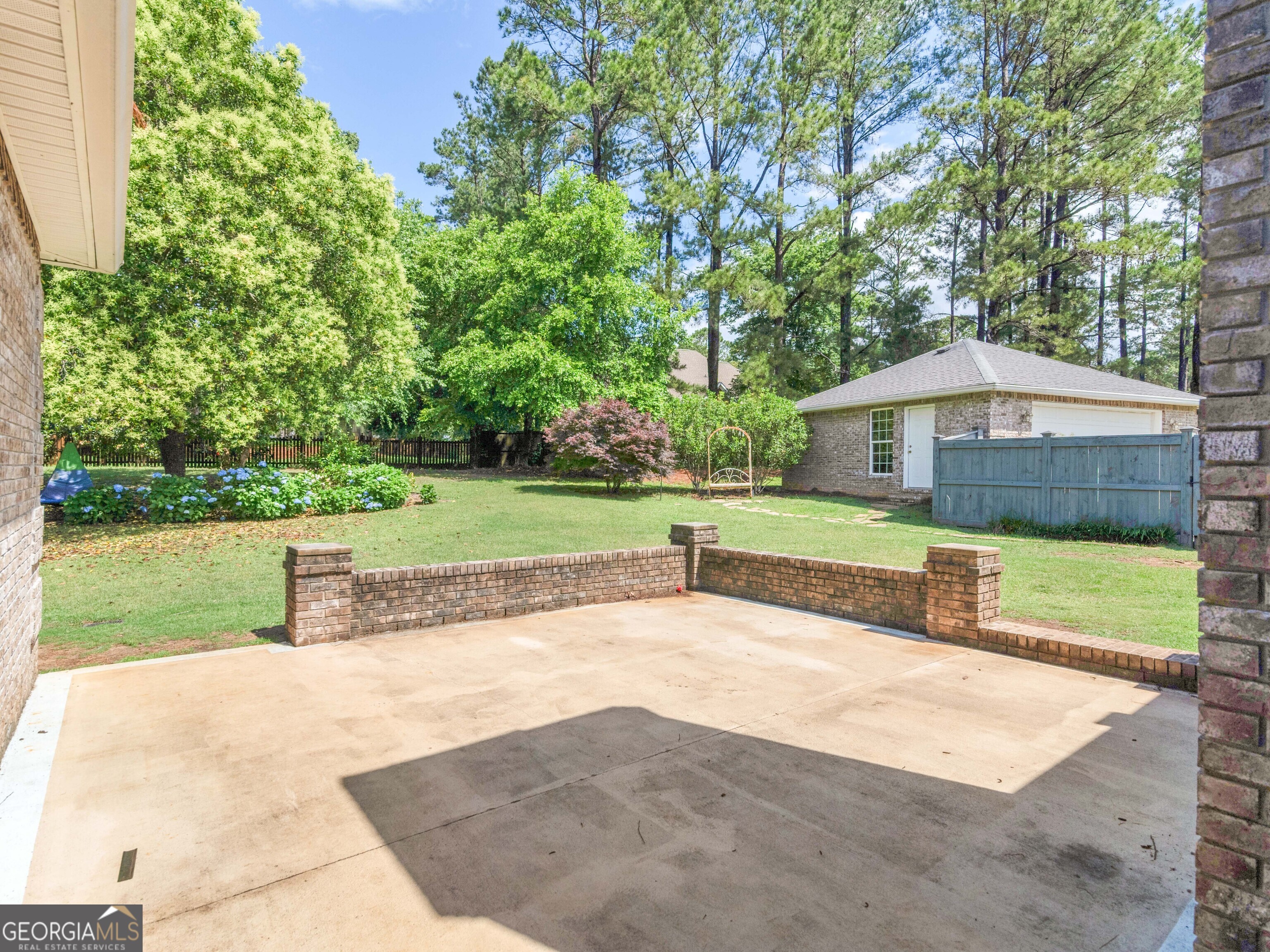 251 Hathersage Drive