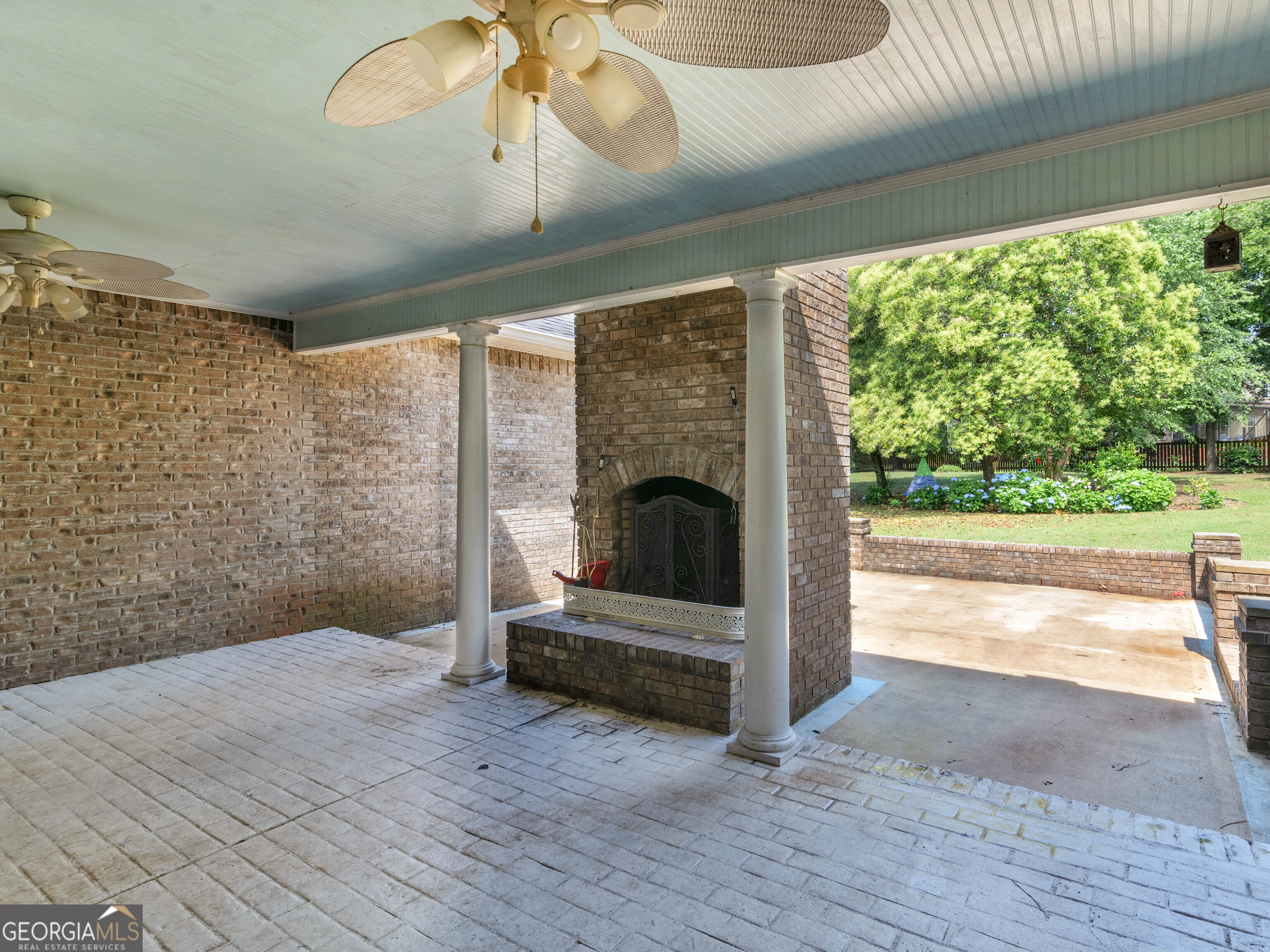 251 Hathersage Drive