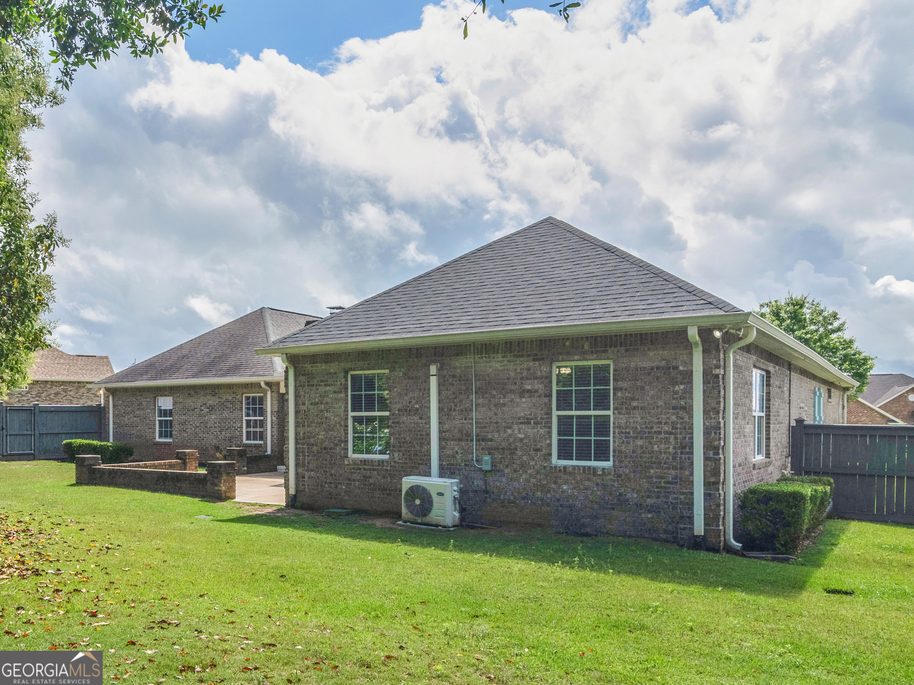 251 Hathersage Drive