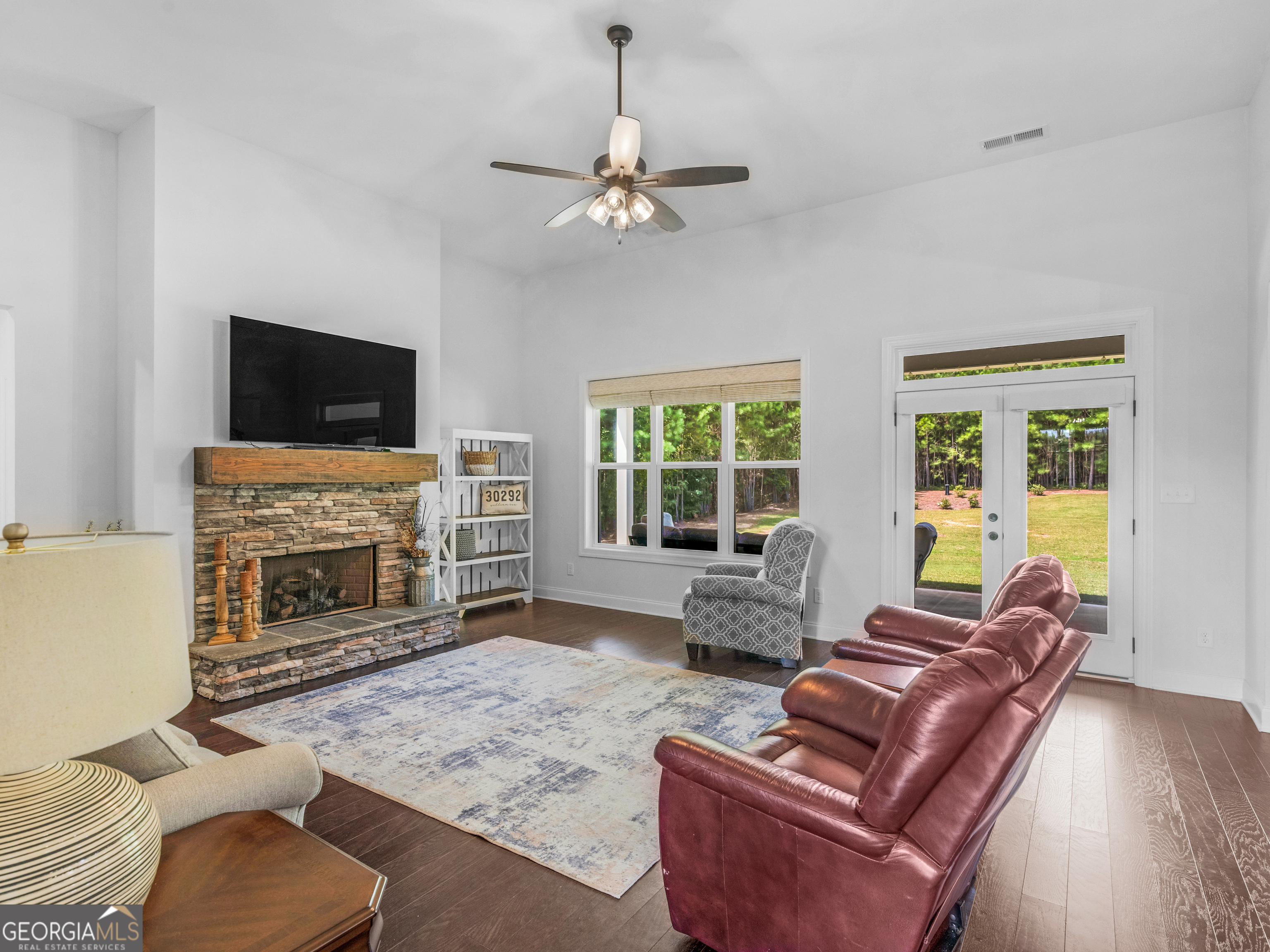 352 Thunderbolt Lane