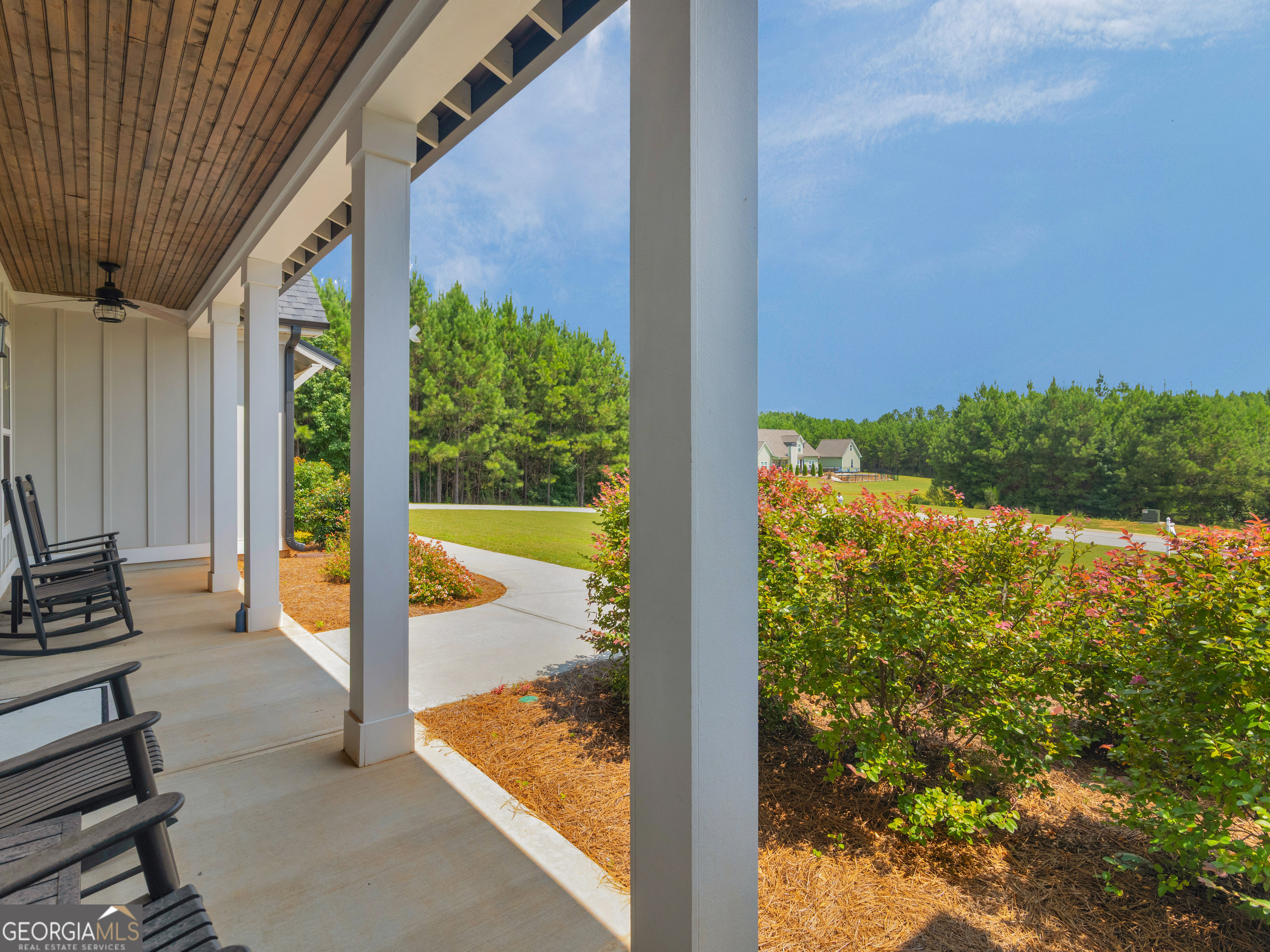 352 Thunderbolt Lane