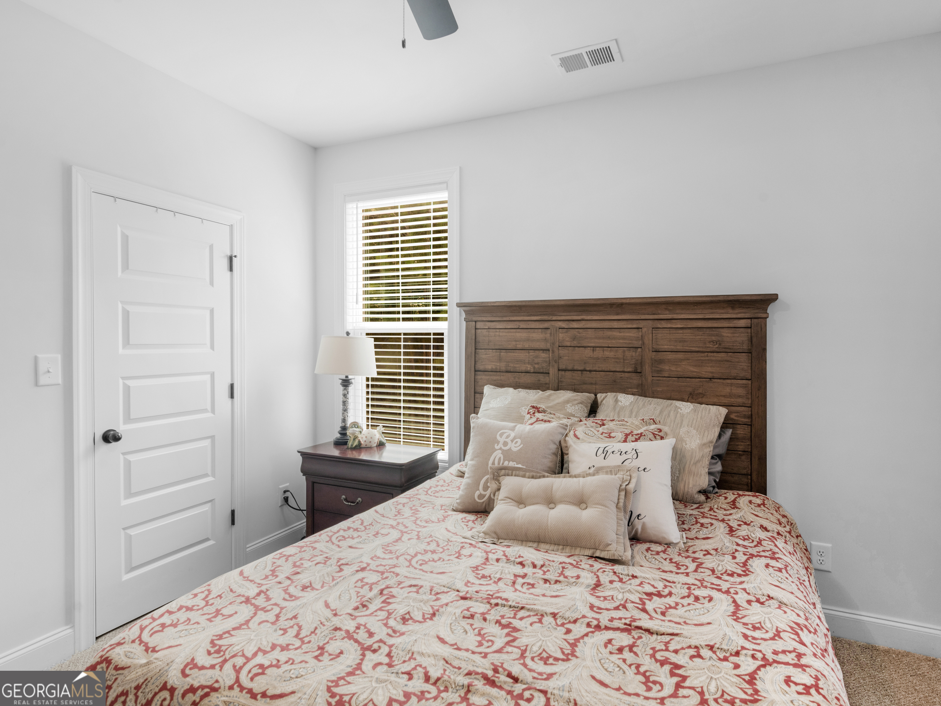 352 Thunderbolt Lane