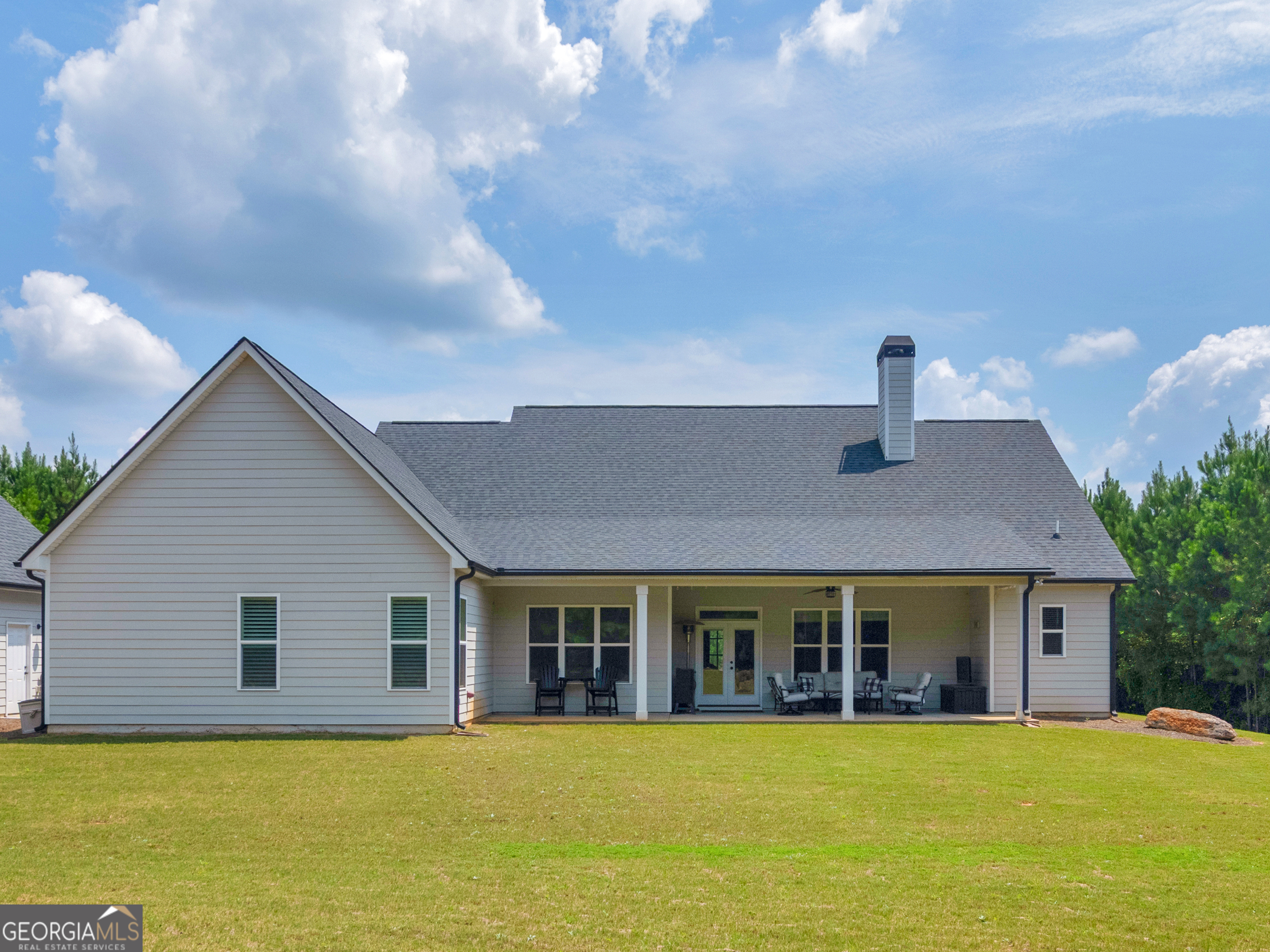 352 Thunderbolt Lane