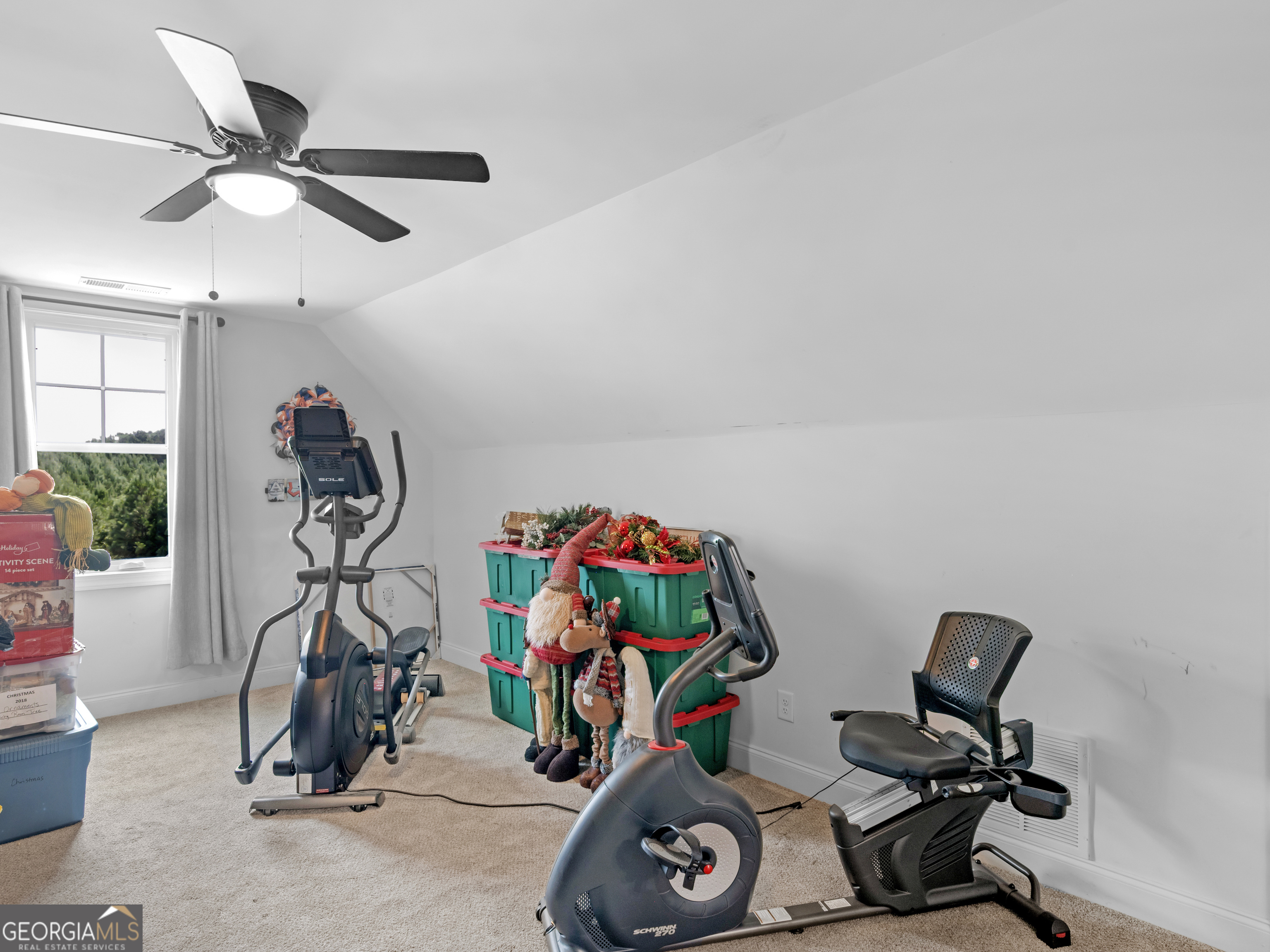 352 Thunderbolt Lane