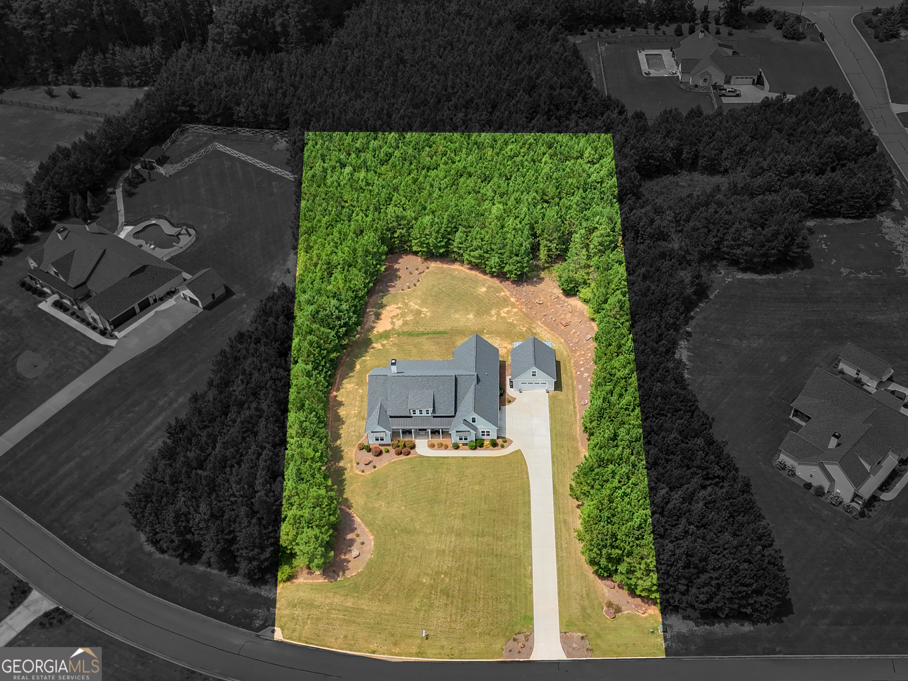 352 Thunderbolt Lane