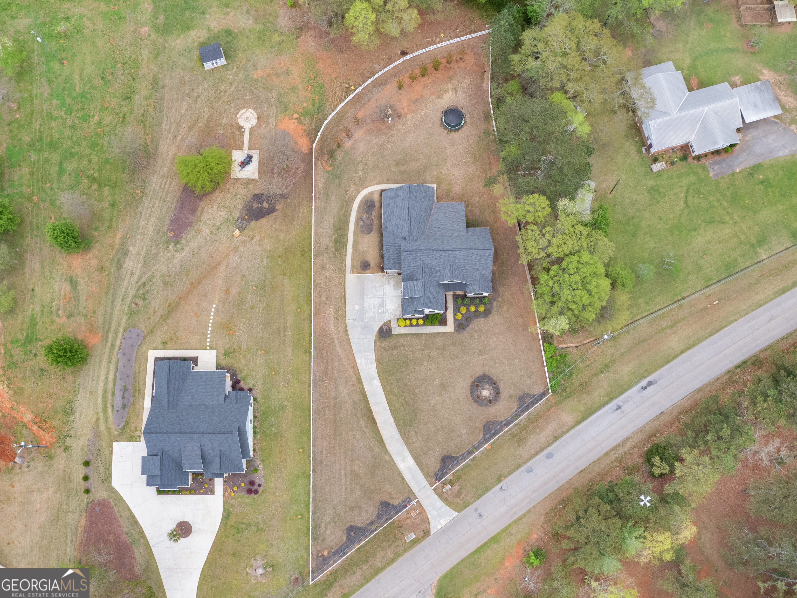 319 S Mount Carmel Road