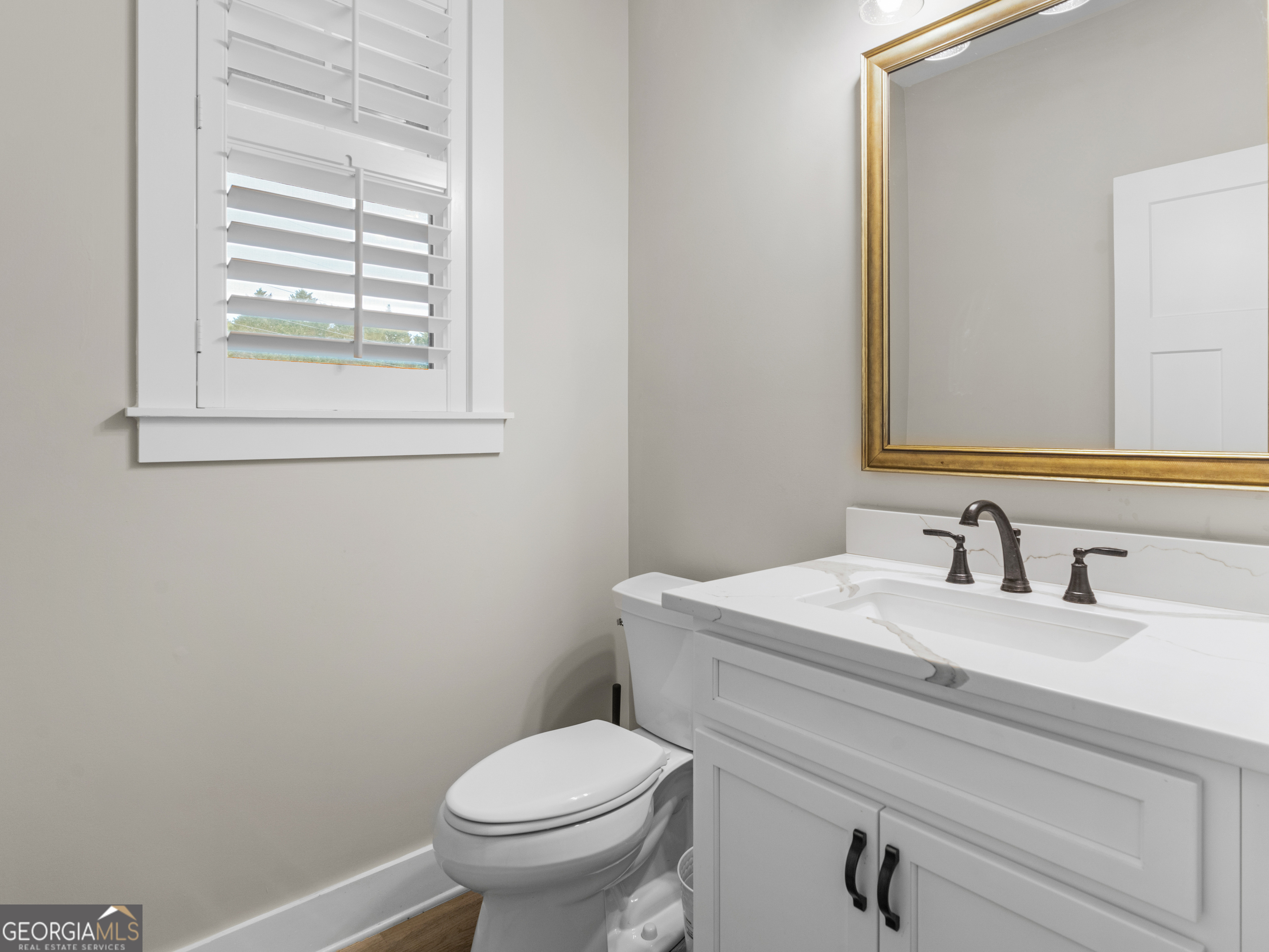 319 S Mount Carmel Road